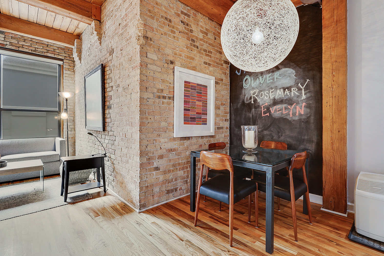 Chicago, IL 60654,225 W Huron St #123
