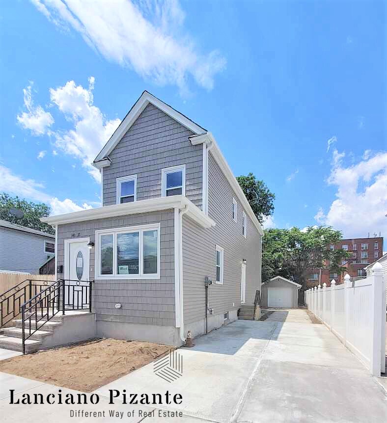 Jamaica, NY 11434,140-32 157th St