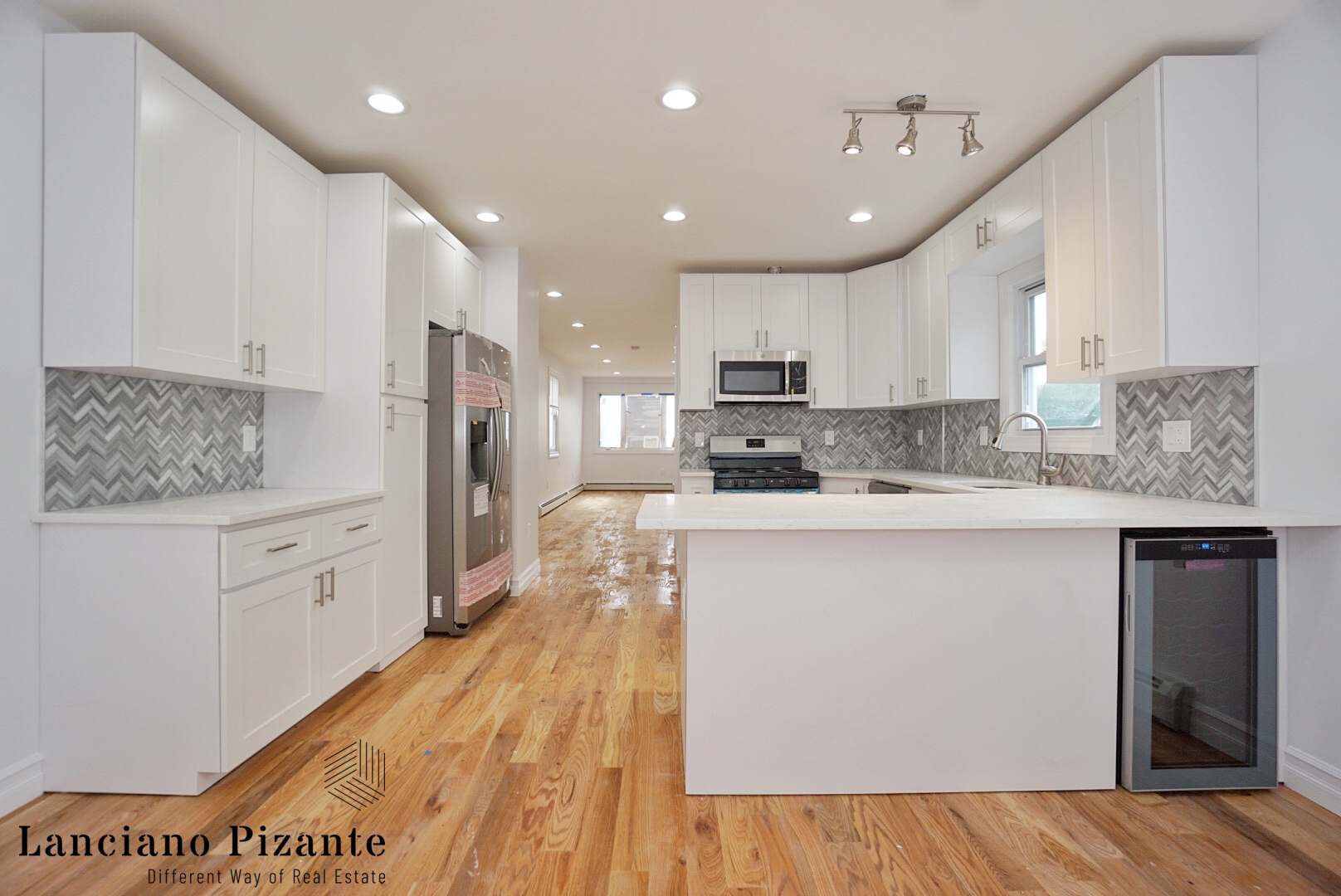 Jamaica, NY 11434,140-32 157th St
