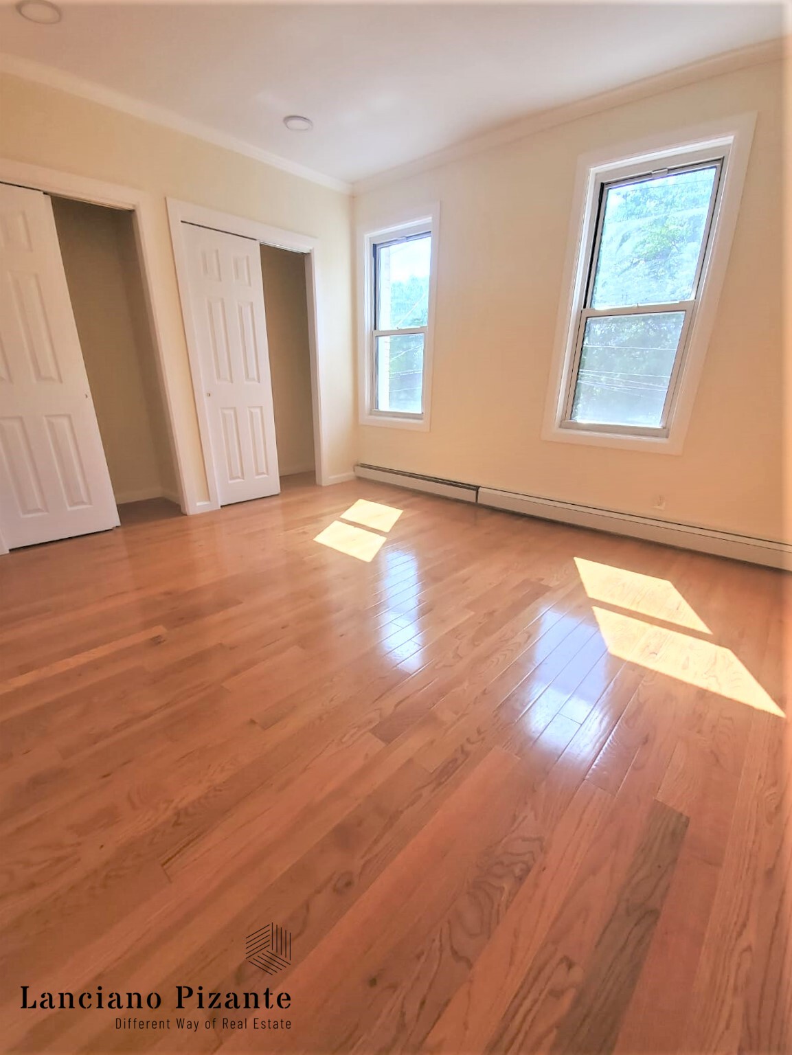 Flushing Ny 11377,,44-15 66th St