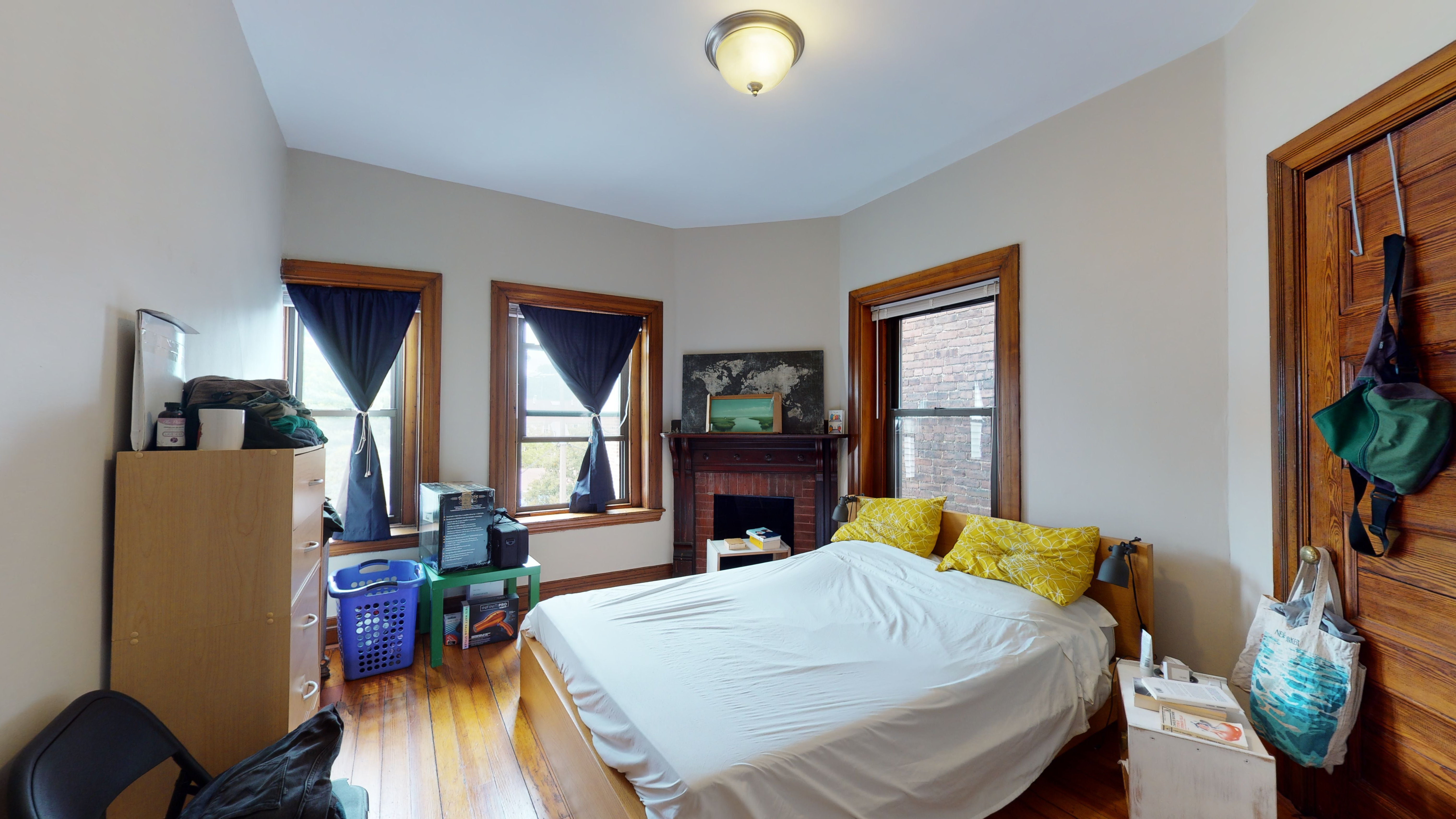 715 Centre St #301, Jamaica Plain, MA 02130