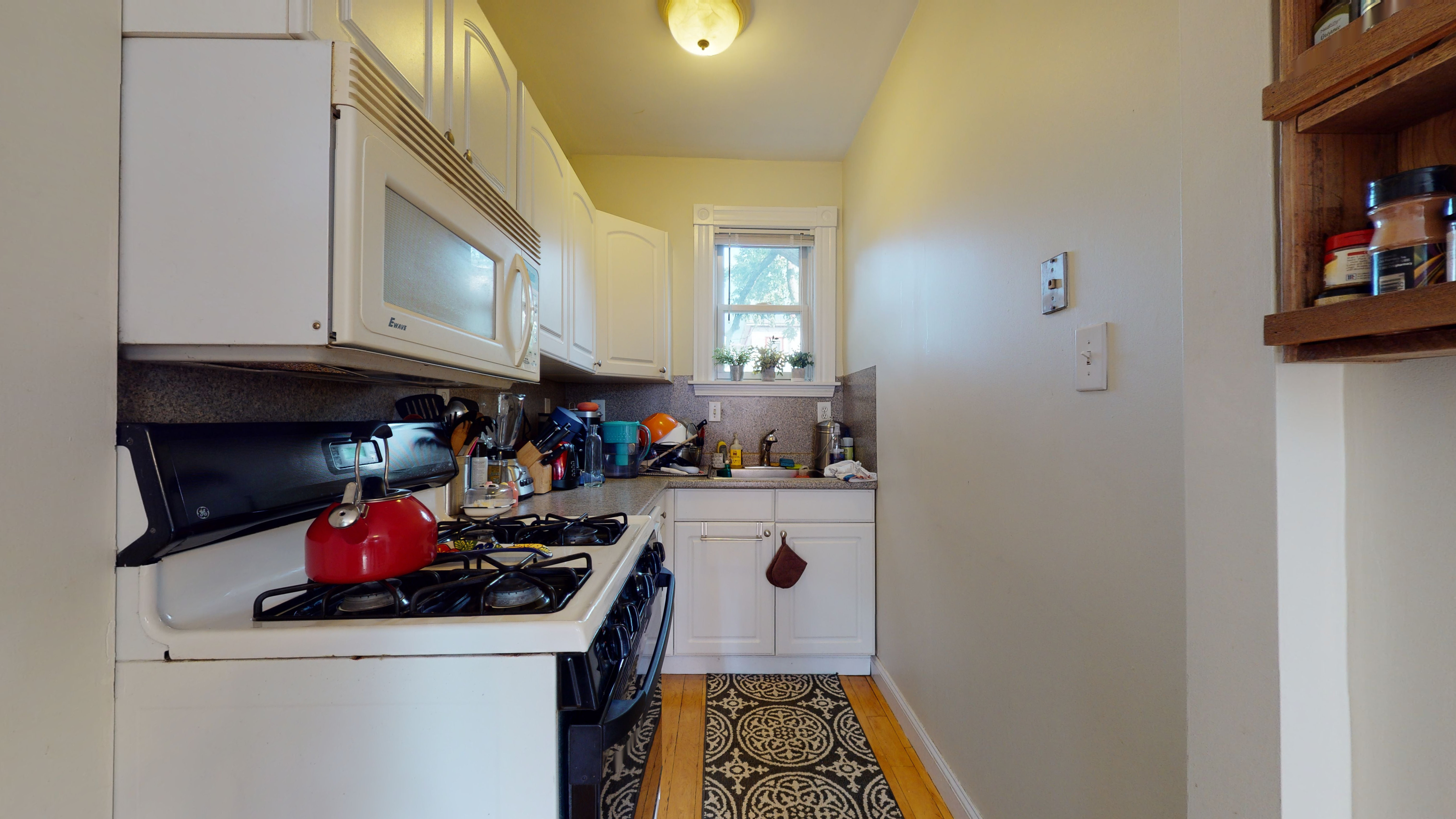 30 Forbes St #2, Jamaica Plain, MA 02130