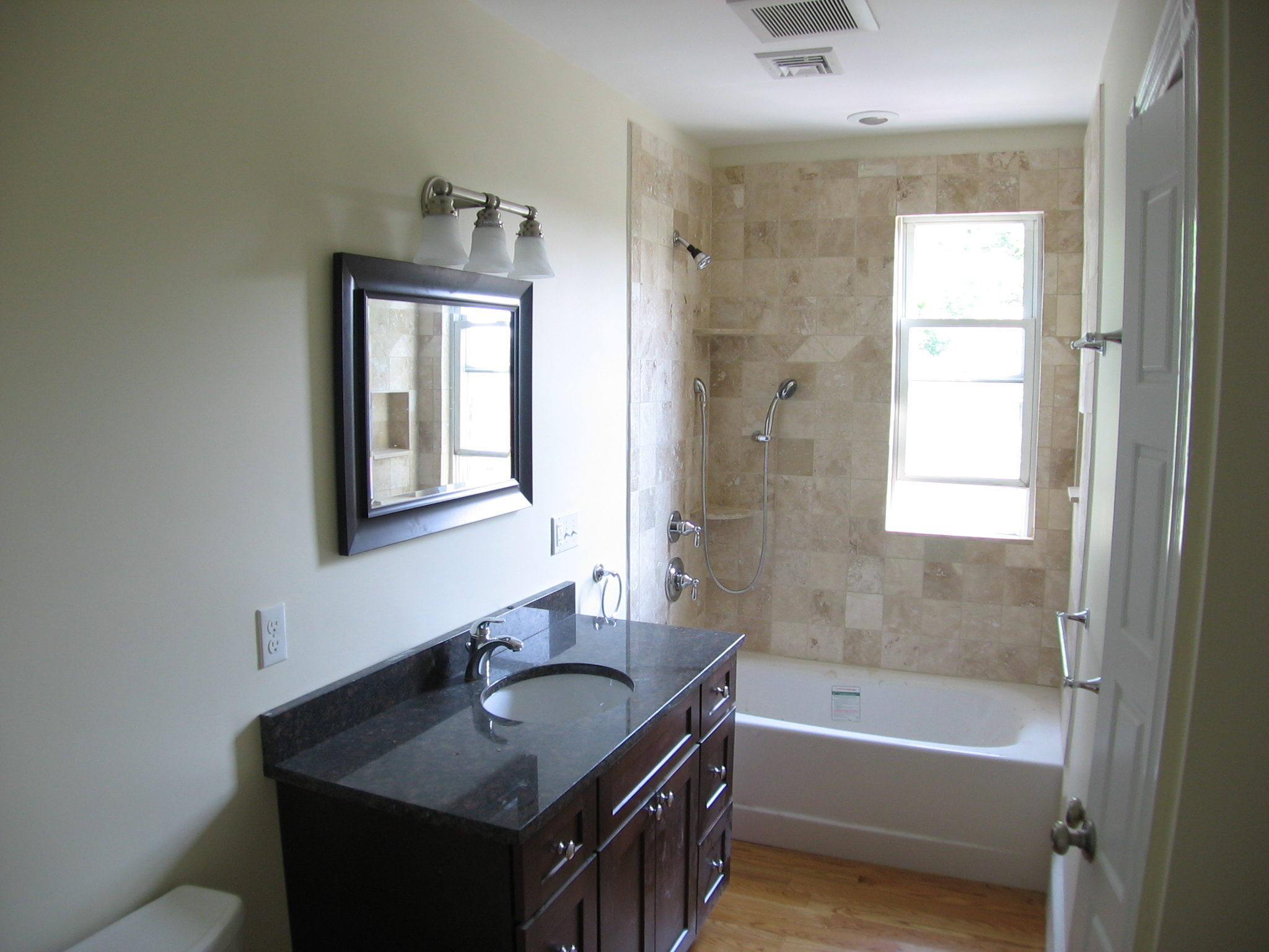 275 Lamartine St #3, Jamaica Plain, MA 02130