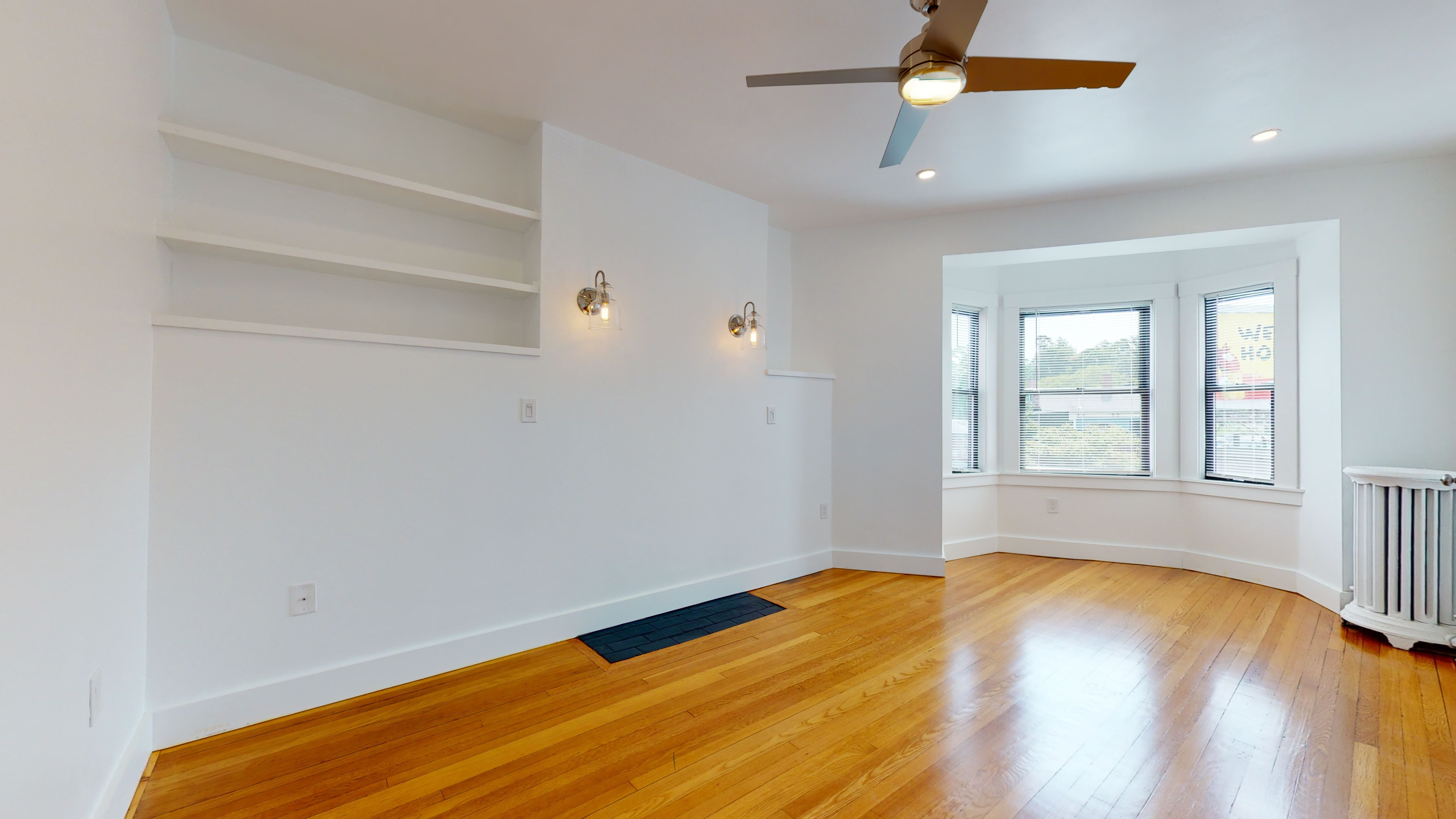 Jamaica Plain, MA 02130,715 Centre St #201