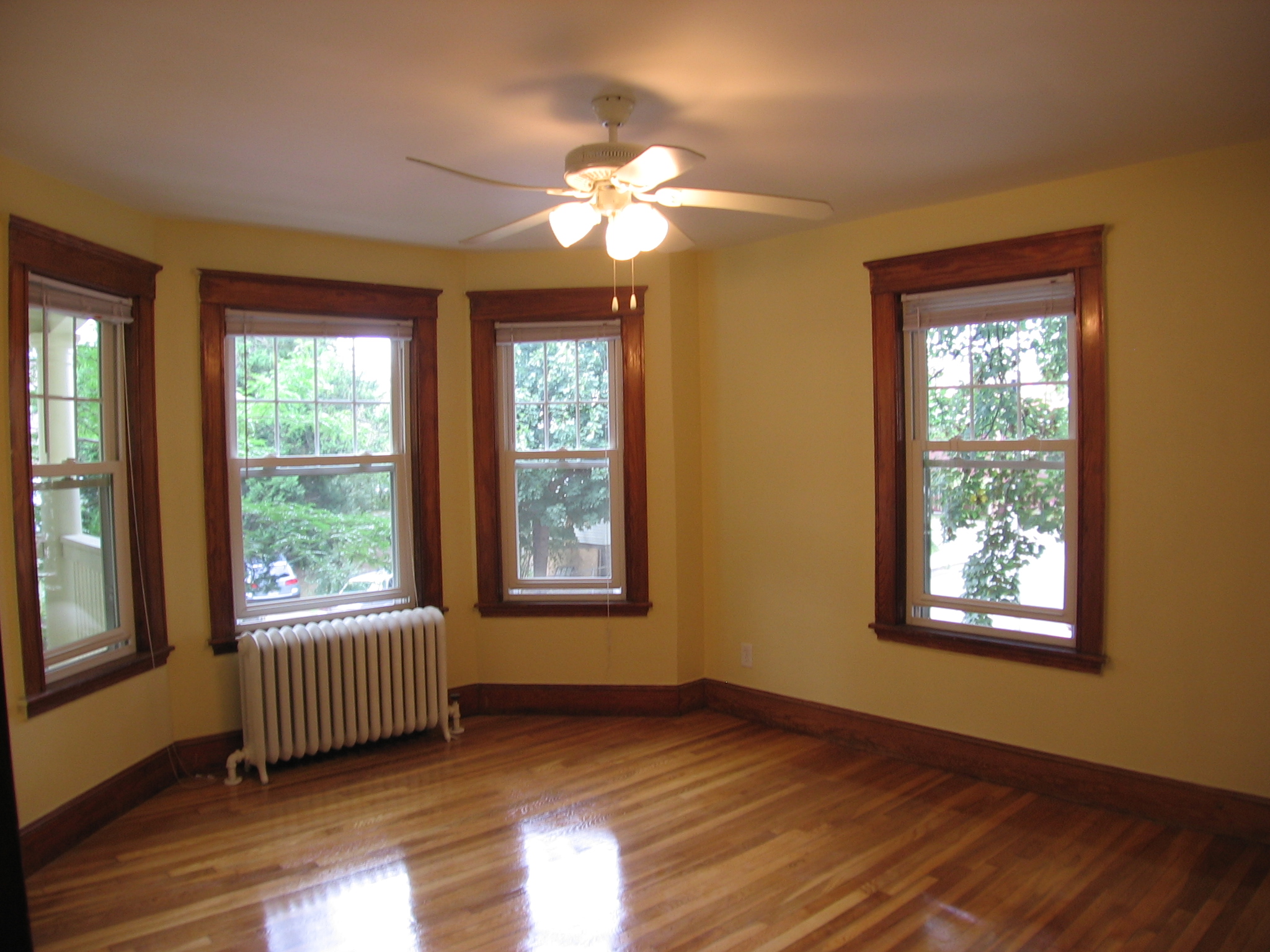 28 Brookside Ave #2, Jamaica Plain, MA 02130