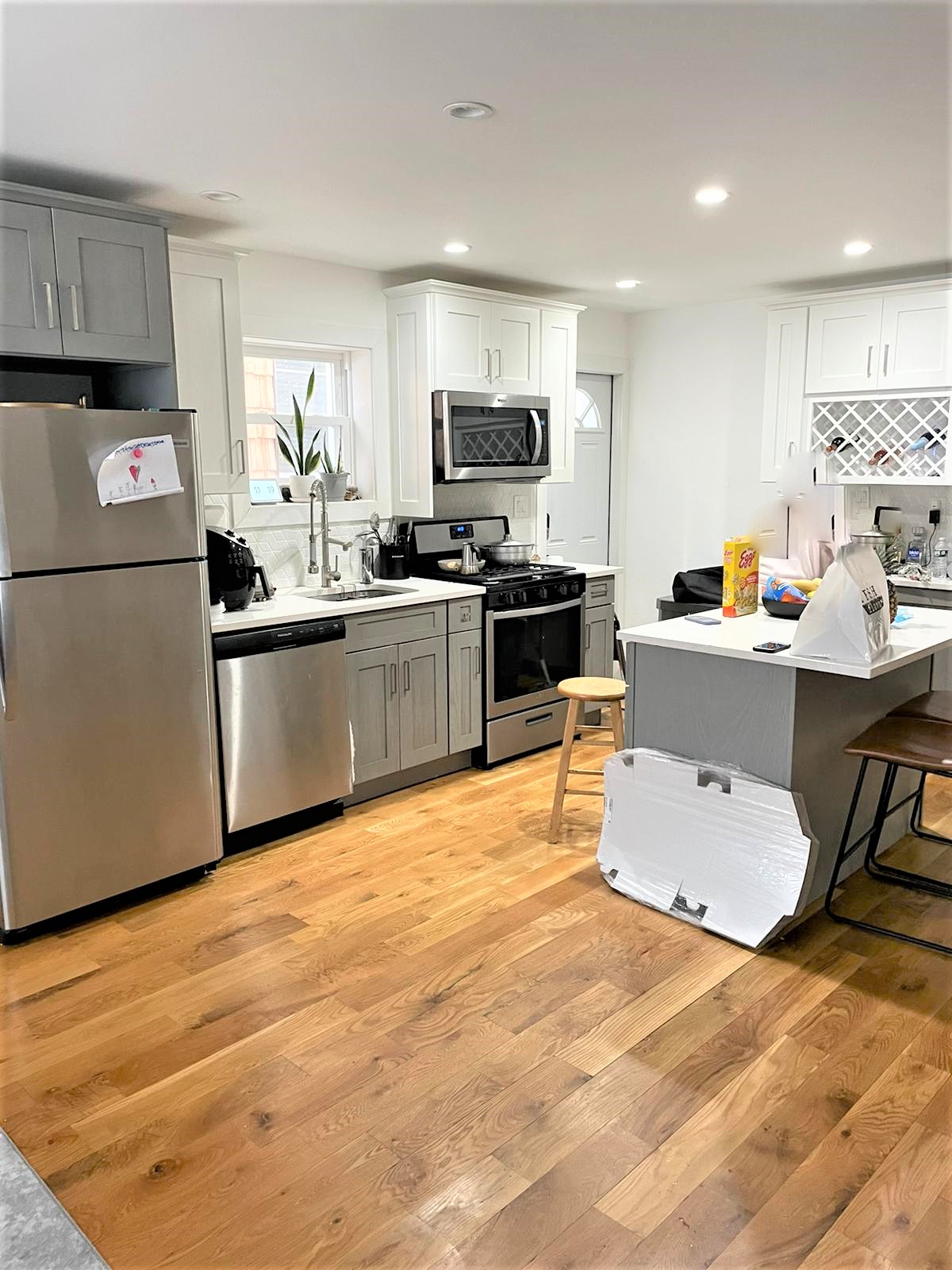 Ozone Park, NY 11417,137-21 95th St