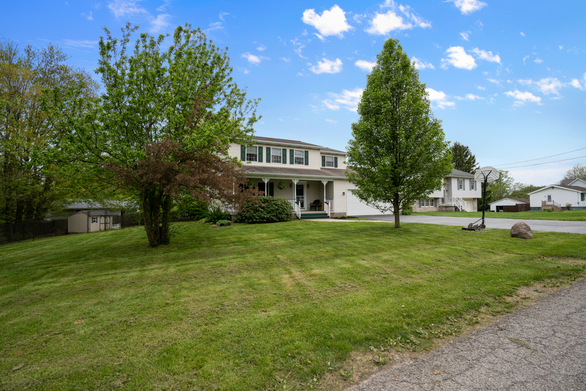 New Castle, PA 16105,430 Ridgelawn Ave