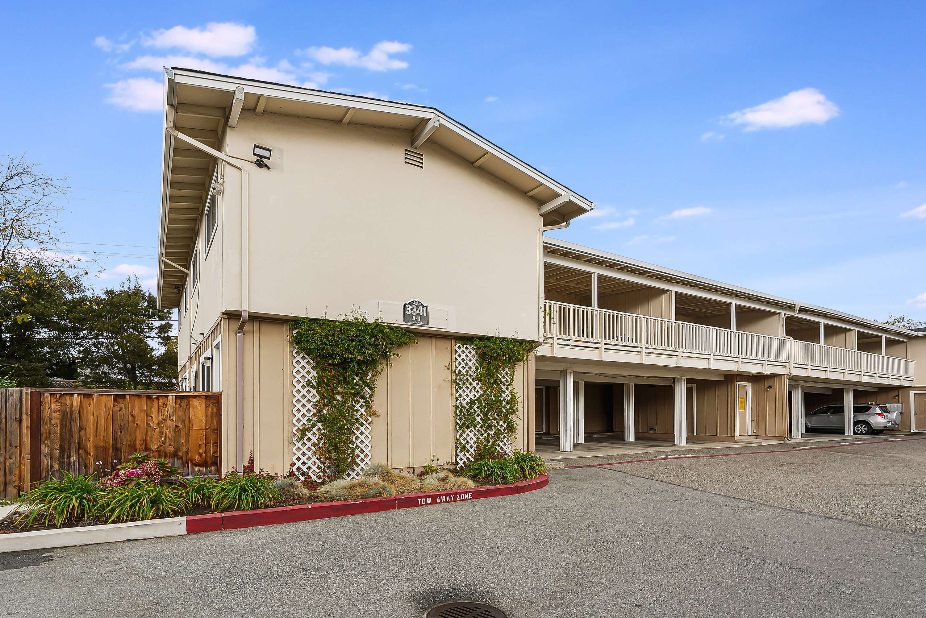 San Mateo, CA 94403,3341 La Selva St #C