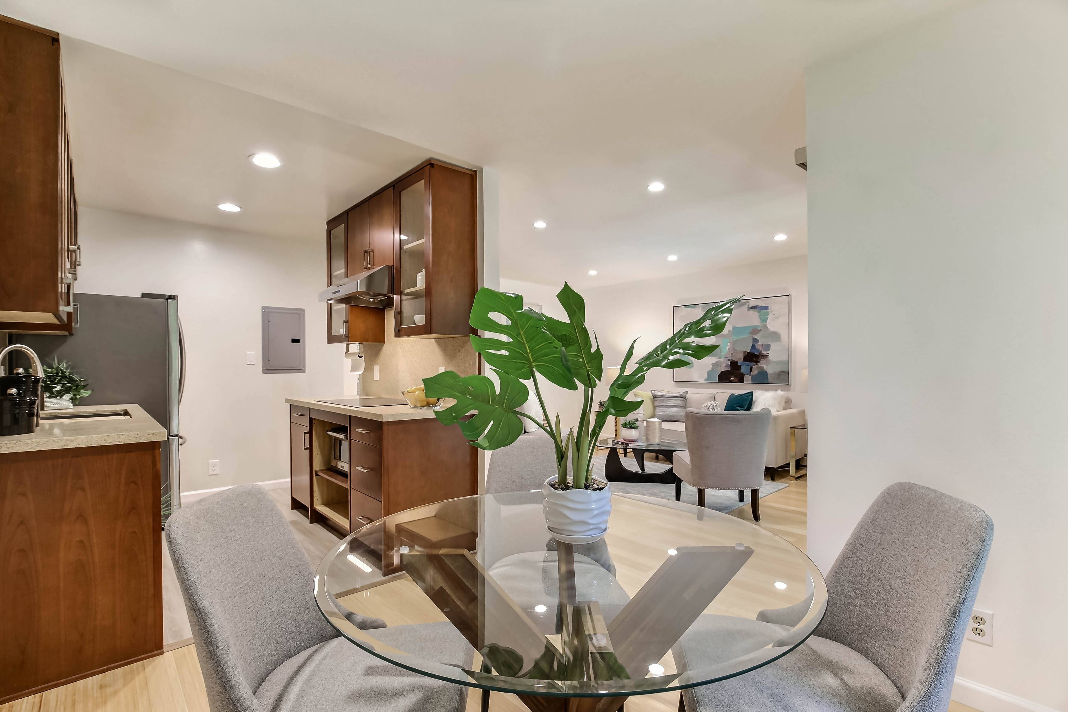 Mountain View, CA 94043,505 Cypress Point Dr #11