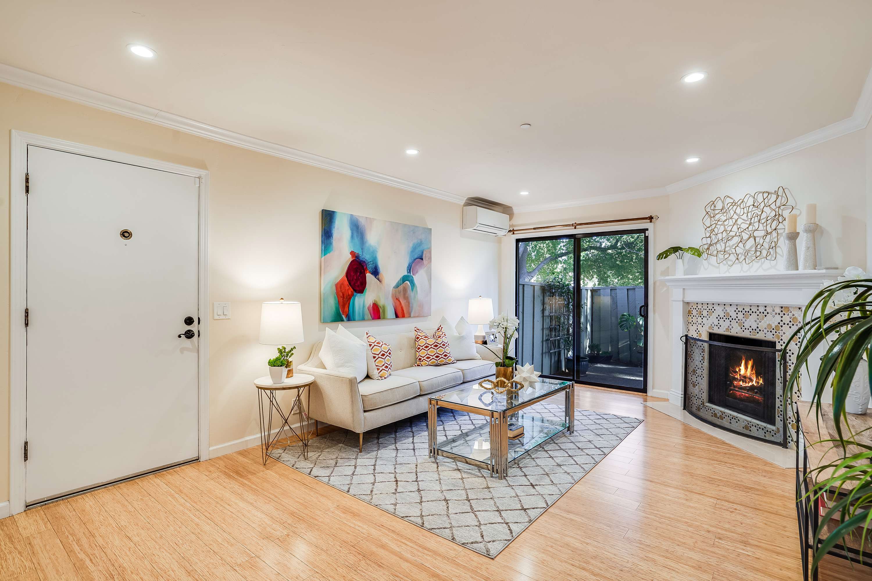 Los Altos, CA 94022,1070 Mercedes Ave #3