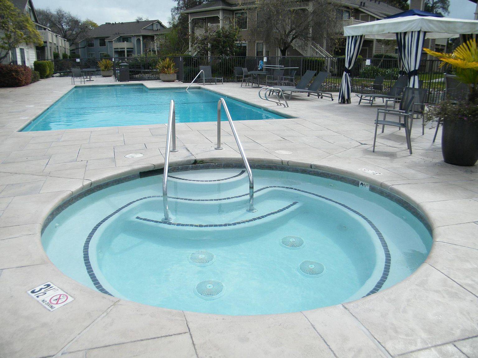 Richmond, CA 94804,202 Marina Lakes Dr