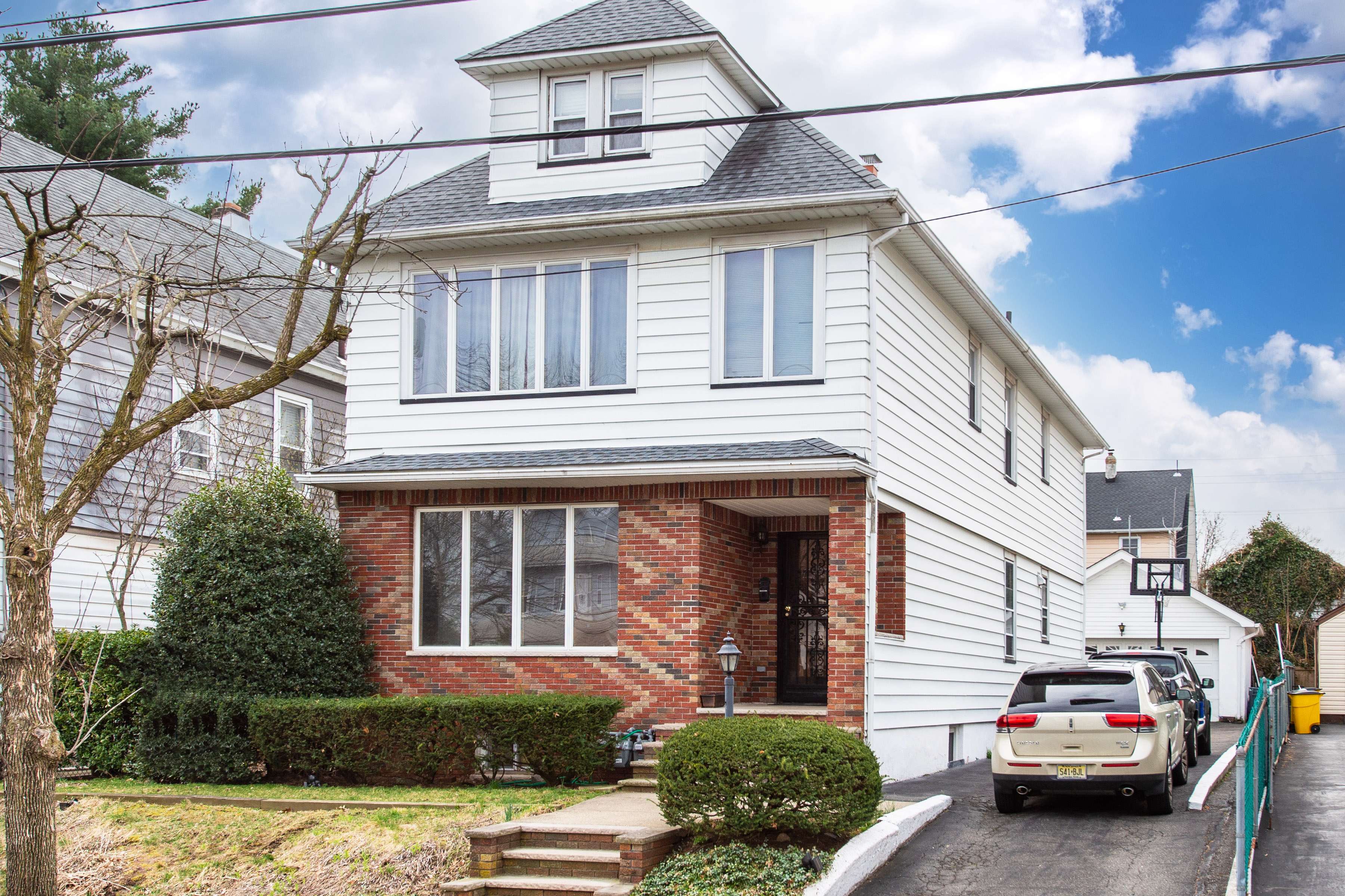31 Dawson Ave #1, Clifton, NJ 07012
