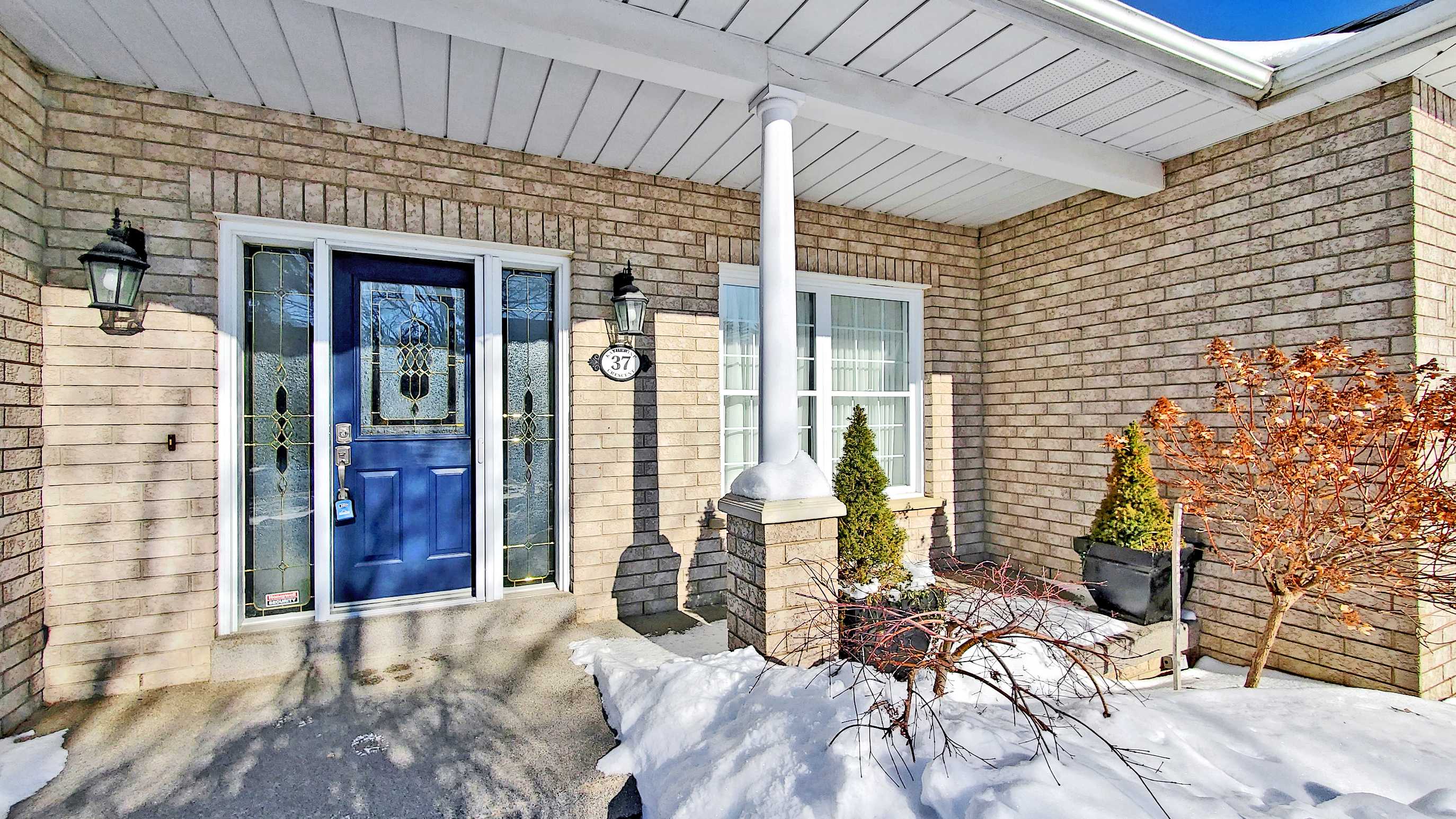 37 Katherine Cres, Whitchurch-stouffville, ON L4A 1K4