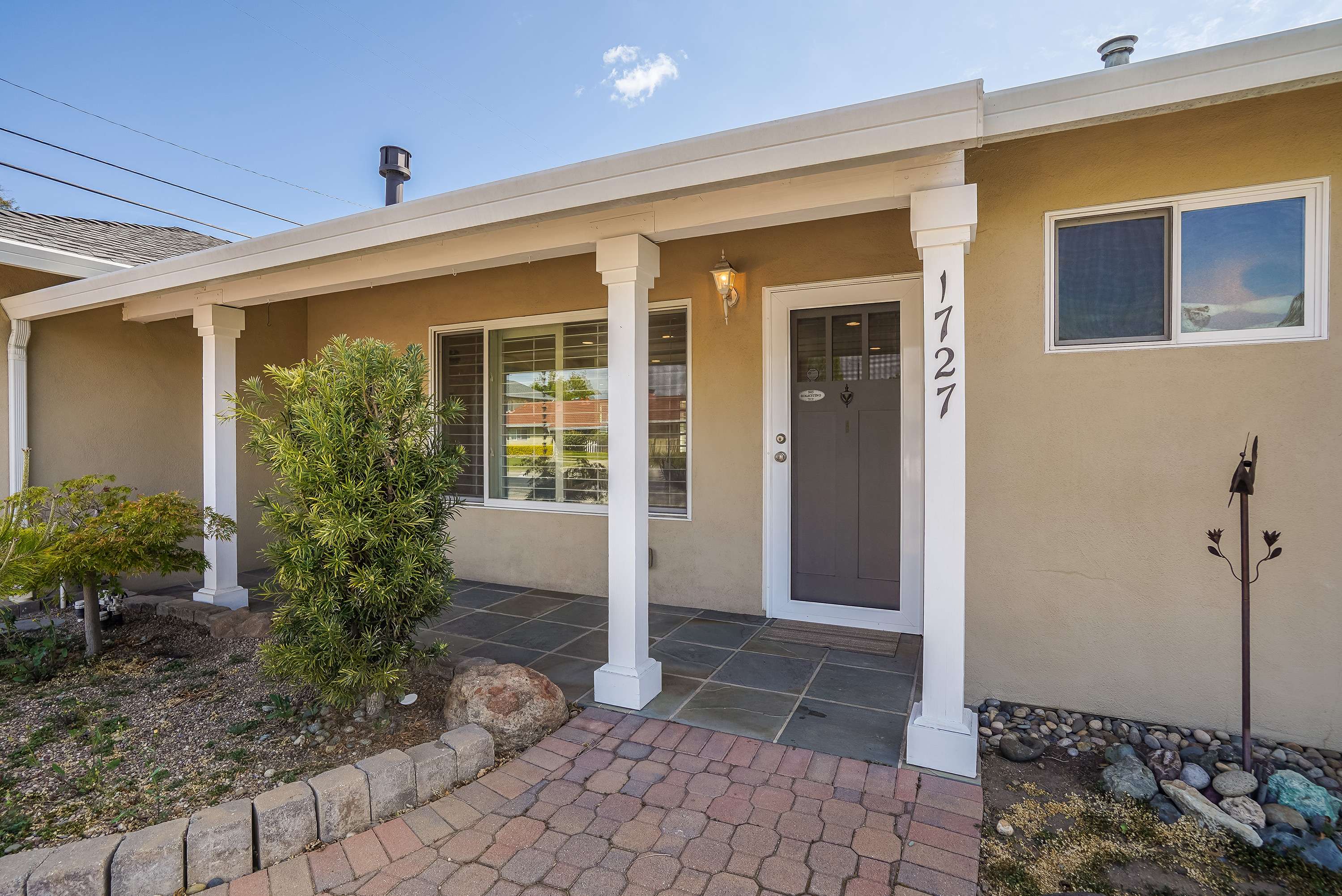 Santa Clara, CA 95050,1727 Eberhard St