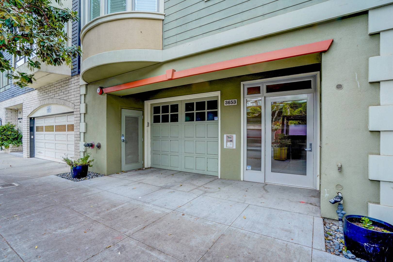 San Francisco, CA 94123,3653 Buchanan St #1