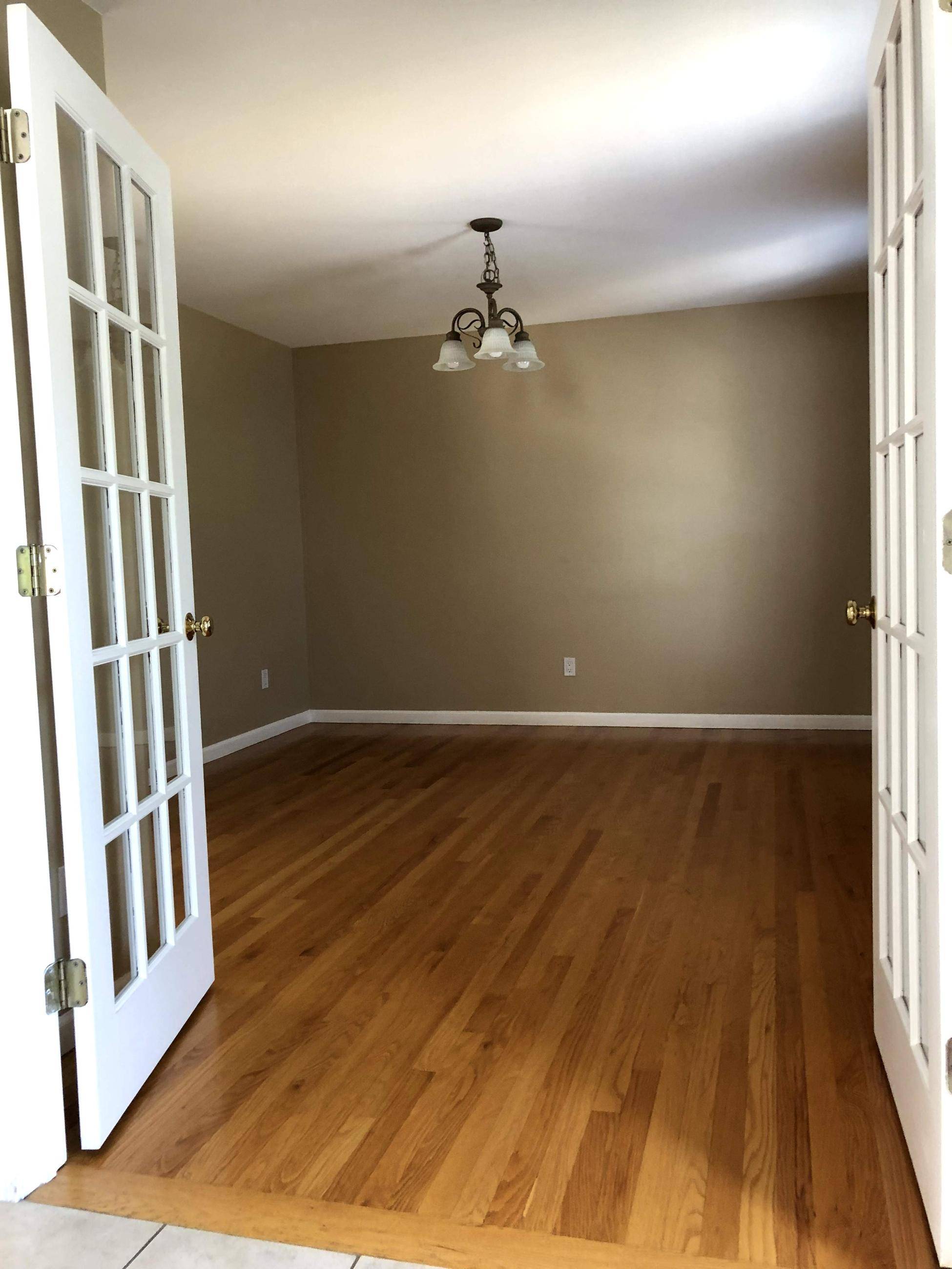 White Plains, NY 10605,55 Stratford Ave