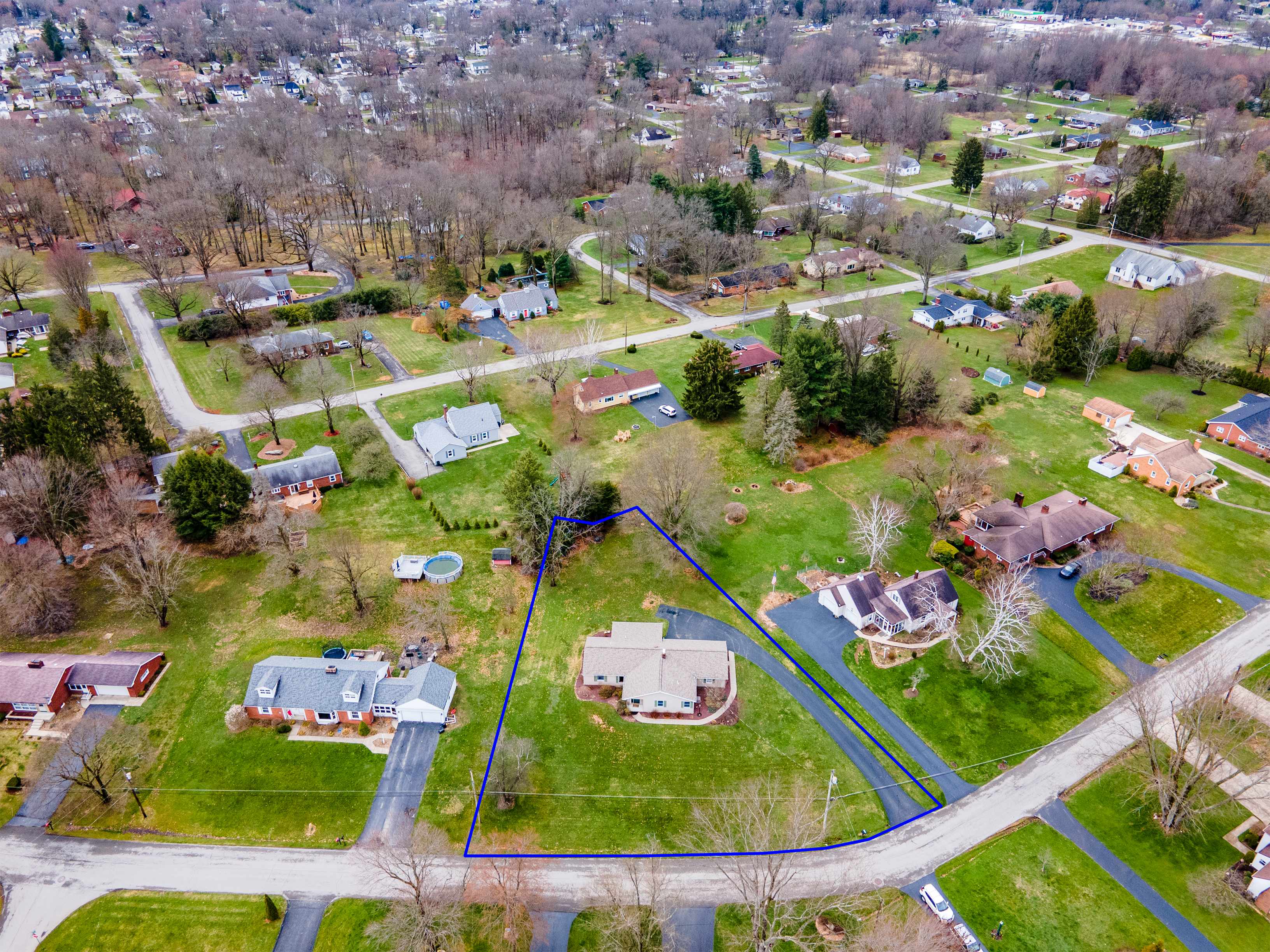 New Castle, PA 16105,116 Okinawa Dr