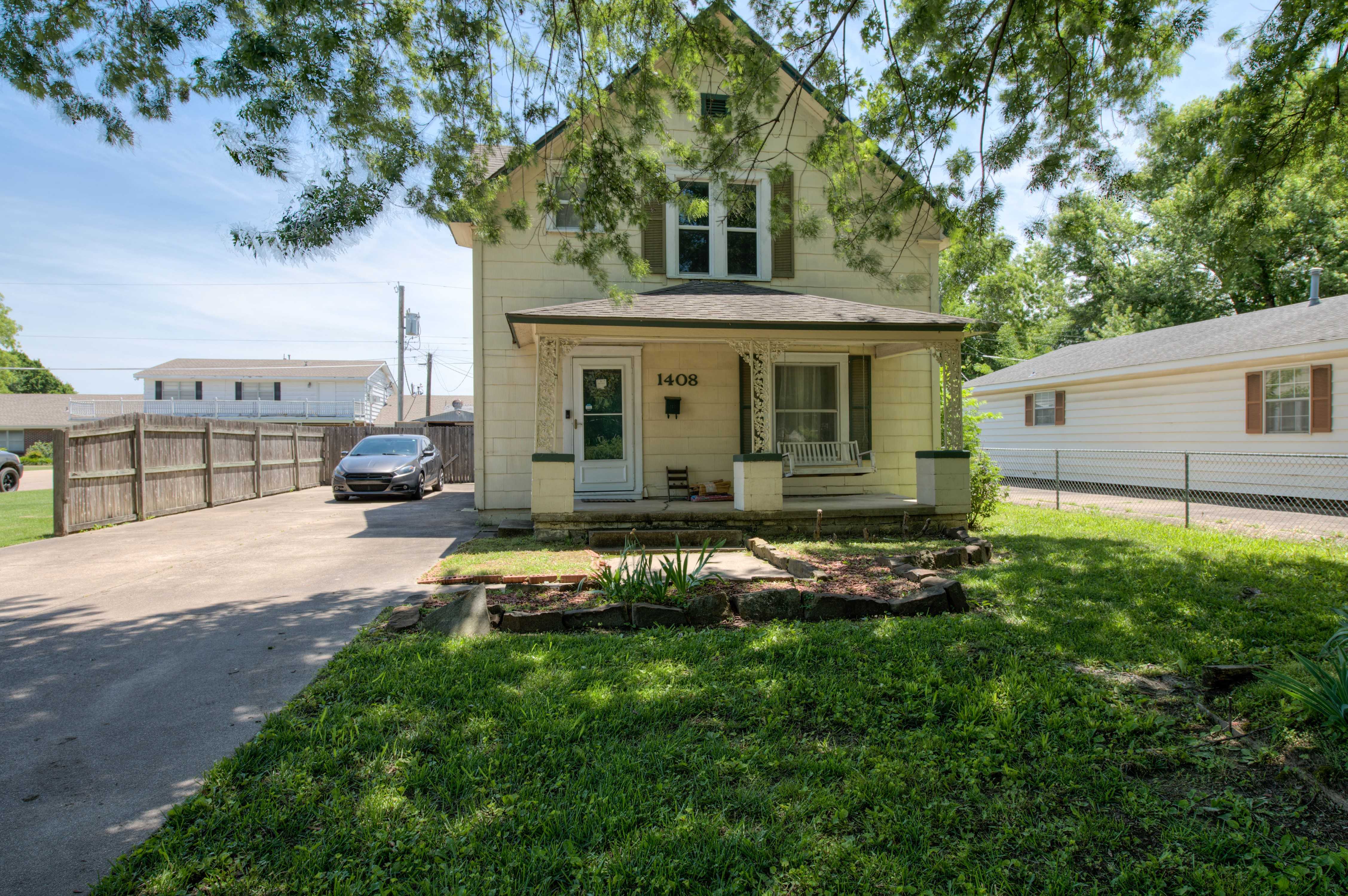1408 N Choctaw St, Dewey, OK 74029