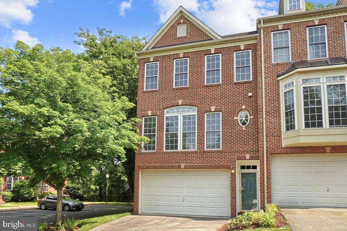 Gaithersburg, MD 20878,12400 Falconbridge Dr