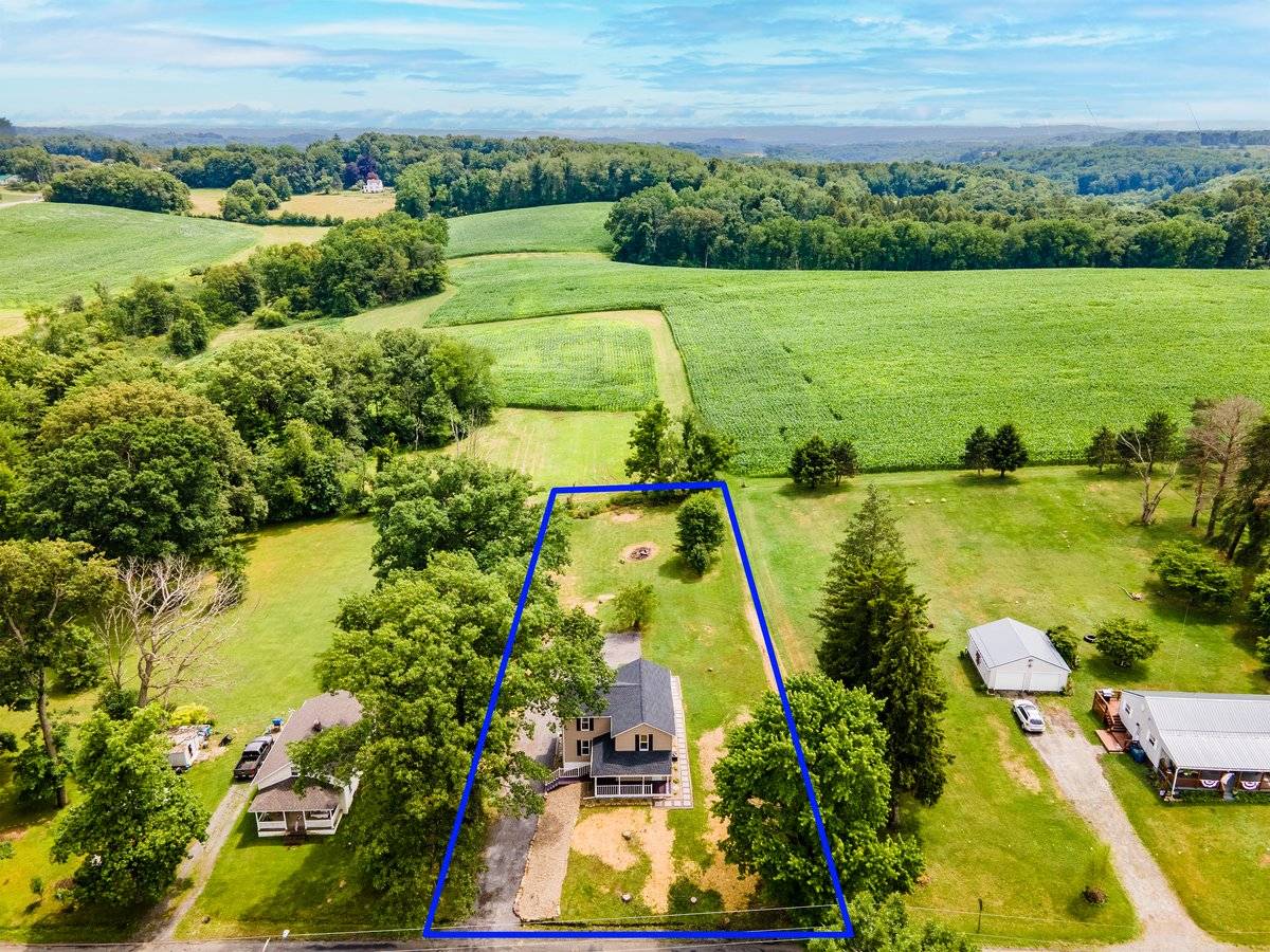 New Castle, PA 16101,816 Harmony Baptist Rd