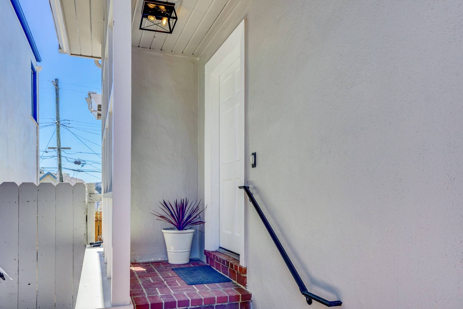 Daly City, CA 94015,165 Wilshire Ave