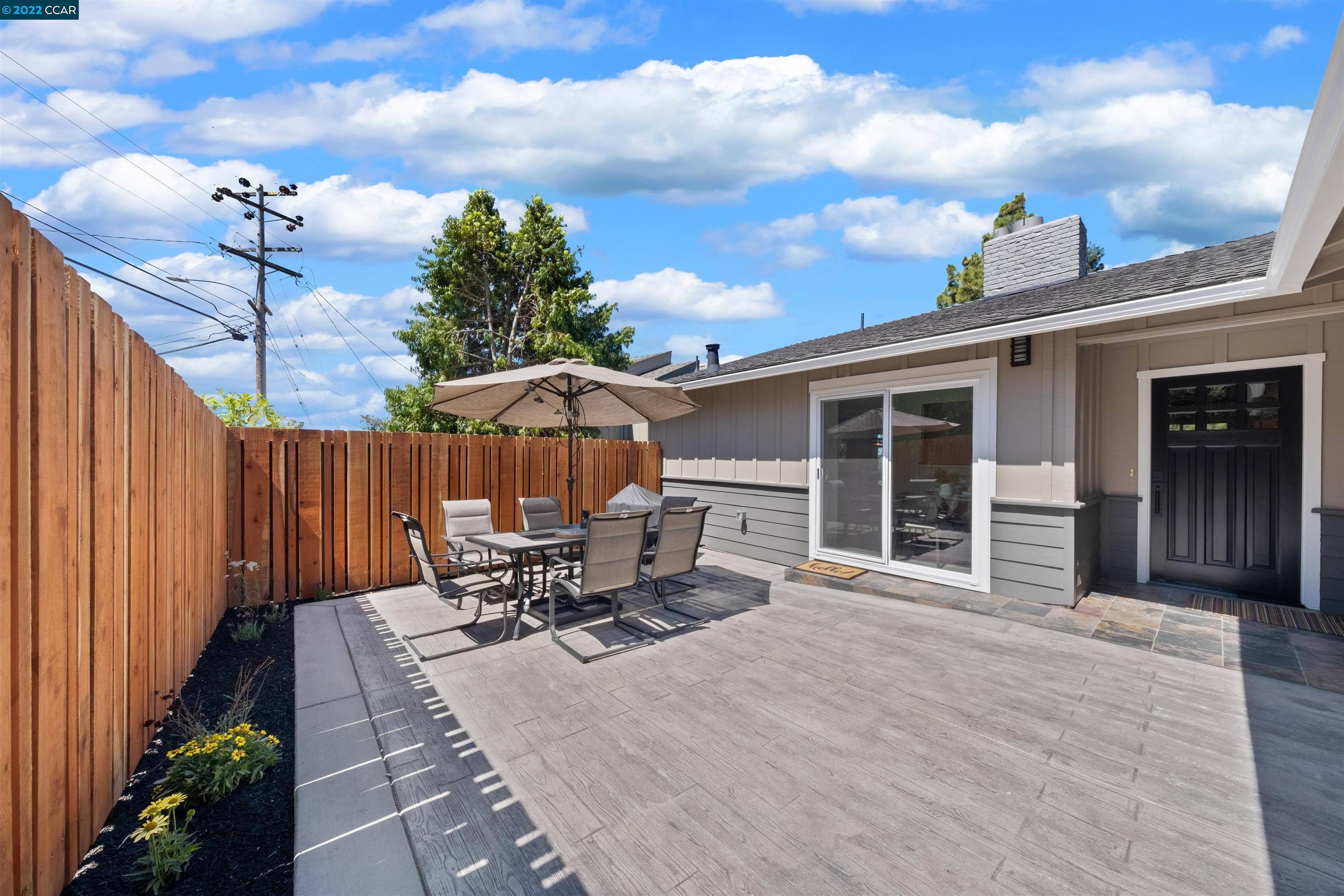 Oakland, CA 94602,3131 Robinson Dr