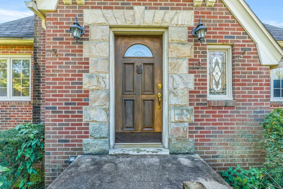 New Castle, PA 16101,19 N Round St
