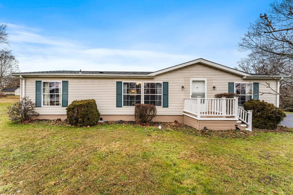 New Castle, PA 16102,2406 Hanna St