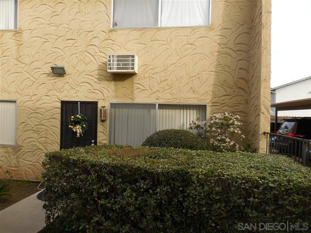 1143 Emerald St, San Diego, CA 92109