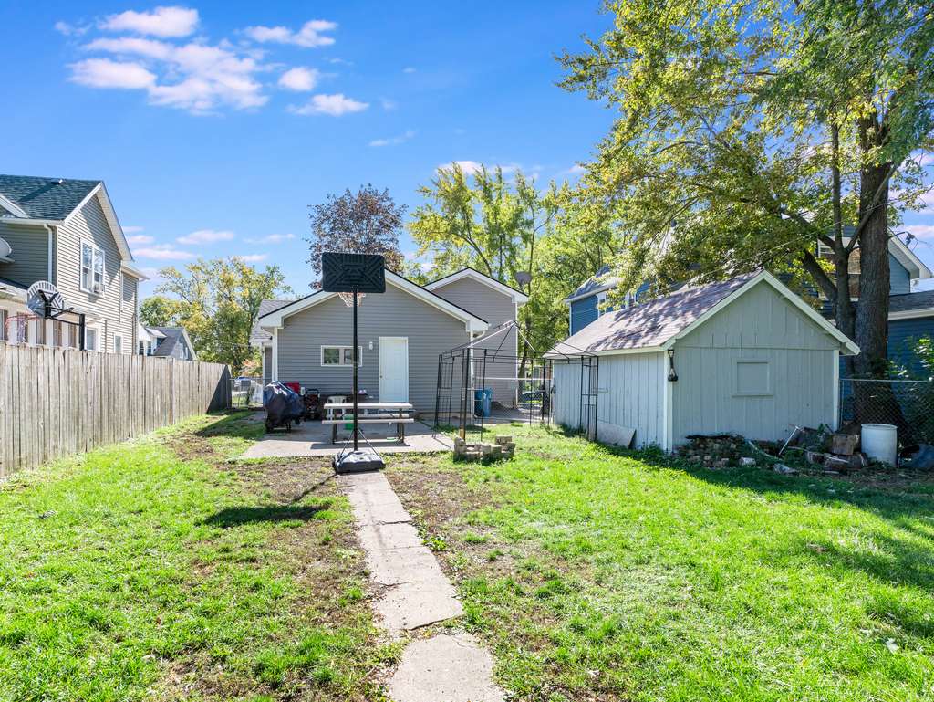 Aurora, IL 60505,740 Liberty St