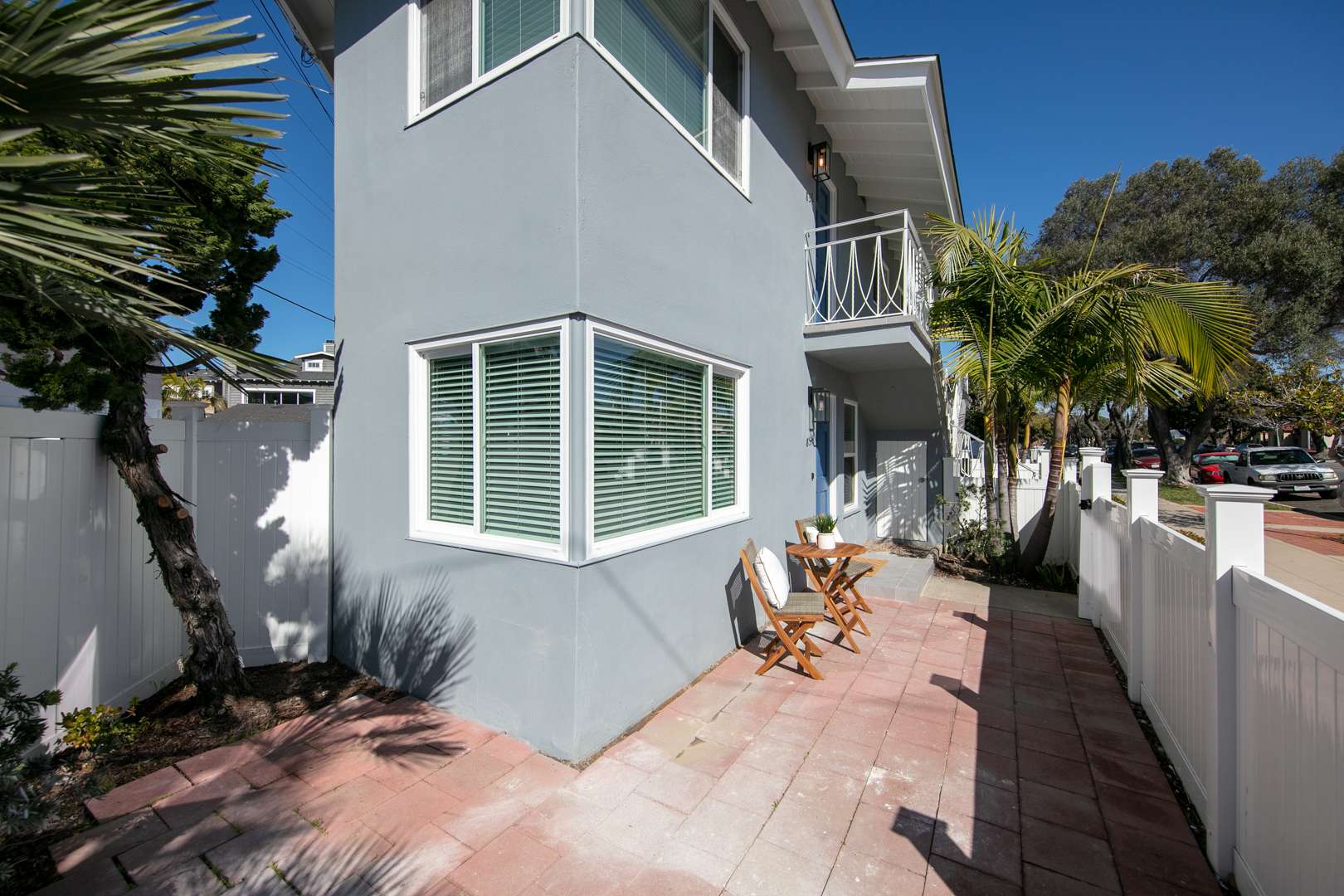 Coronado, CA 92118,850 Olive Ave