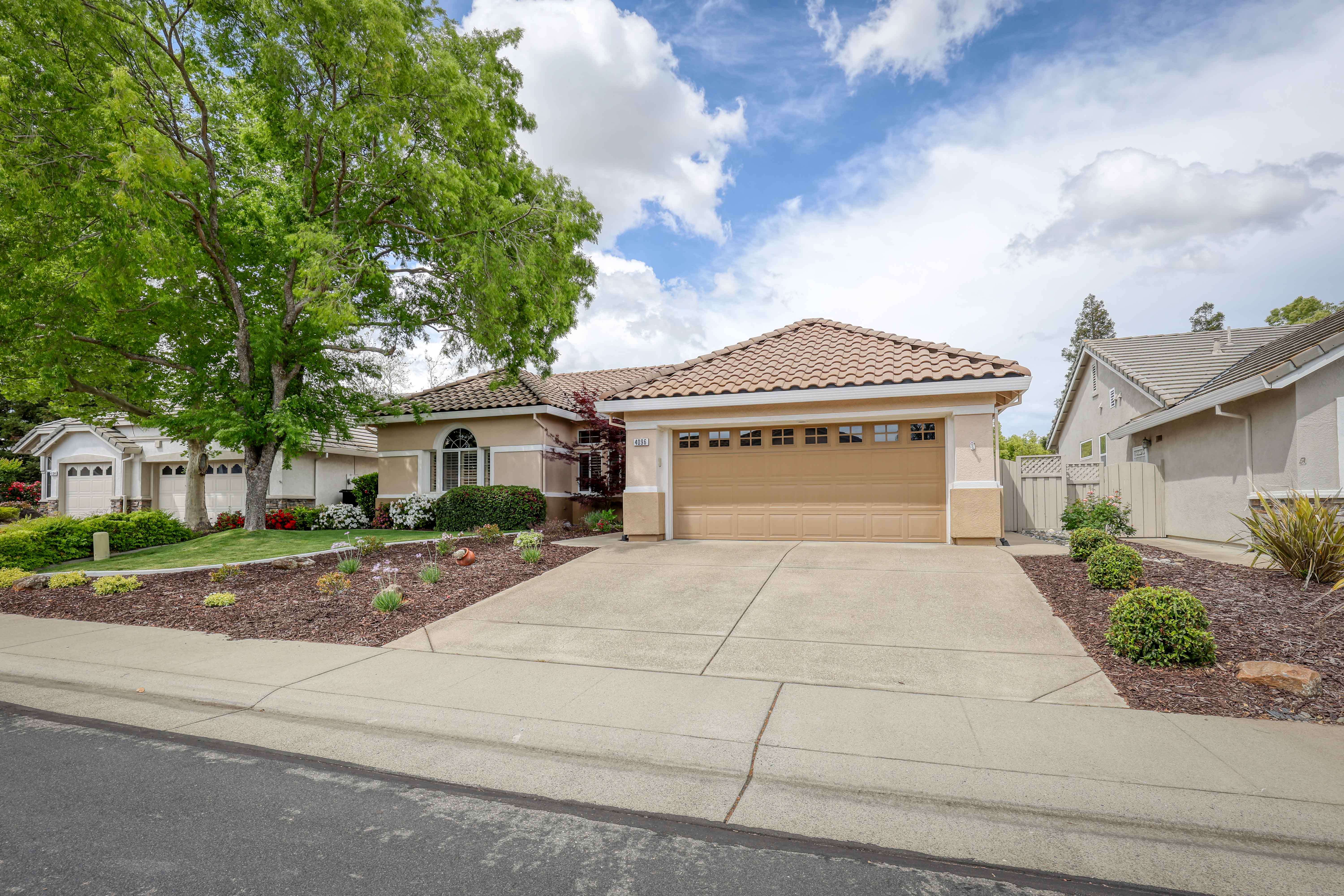 Roseville, CA 95747,4096 Enchanted Cir