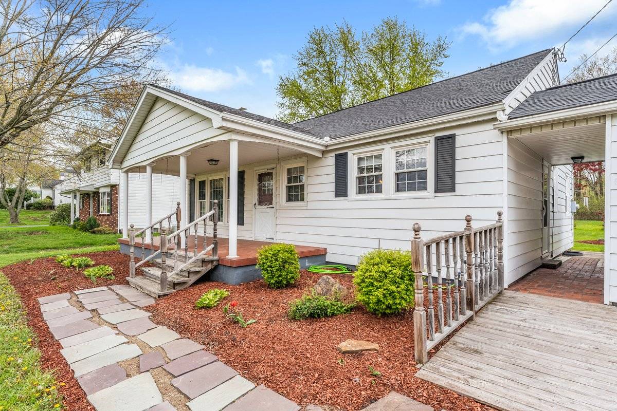 New Castle, PA 16101,2417 Ridgewood Ct