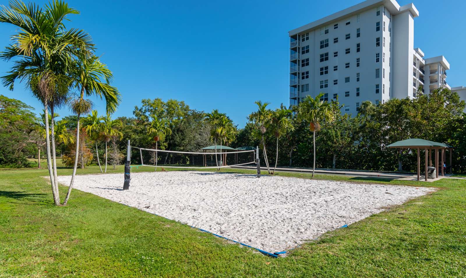 Pompano Beach, FL 33069,3600 Oaks Clubhouse Dr #303