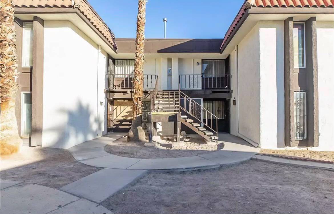 Las Vegas, NV 89169,1405 Vegas Valley Dr #306