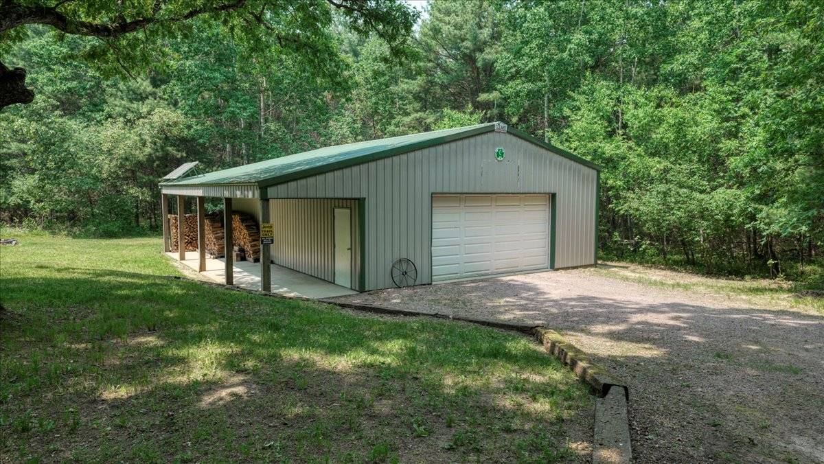 N4281 Tucker Way Dr, Manchester, WI 54615