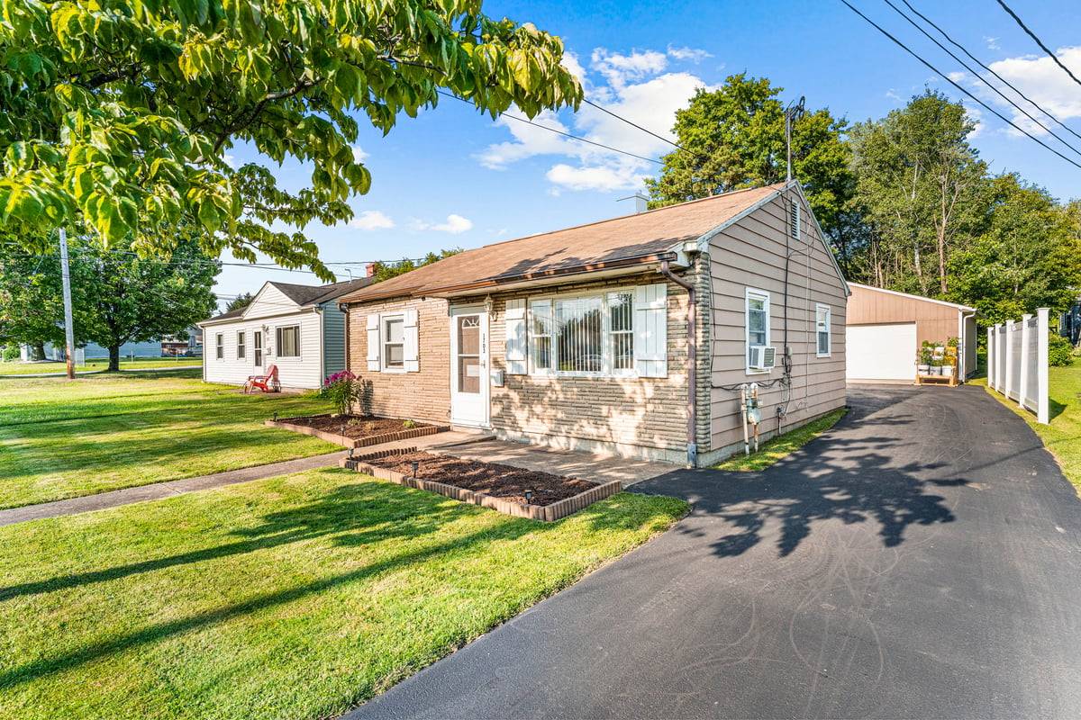New Castle, PA 16101,1703 Jackson Ave
