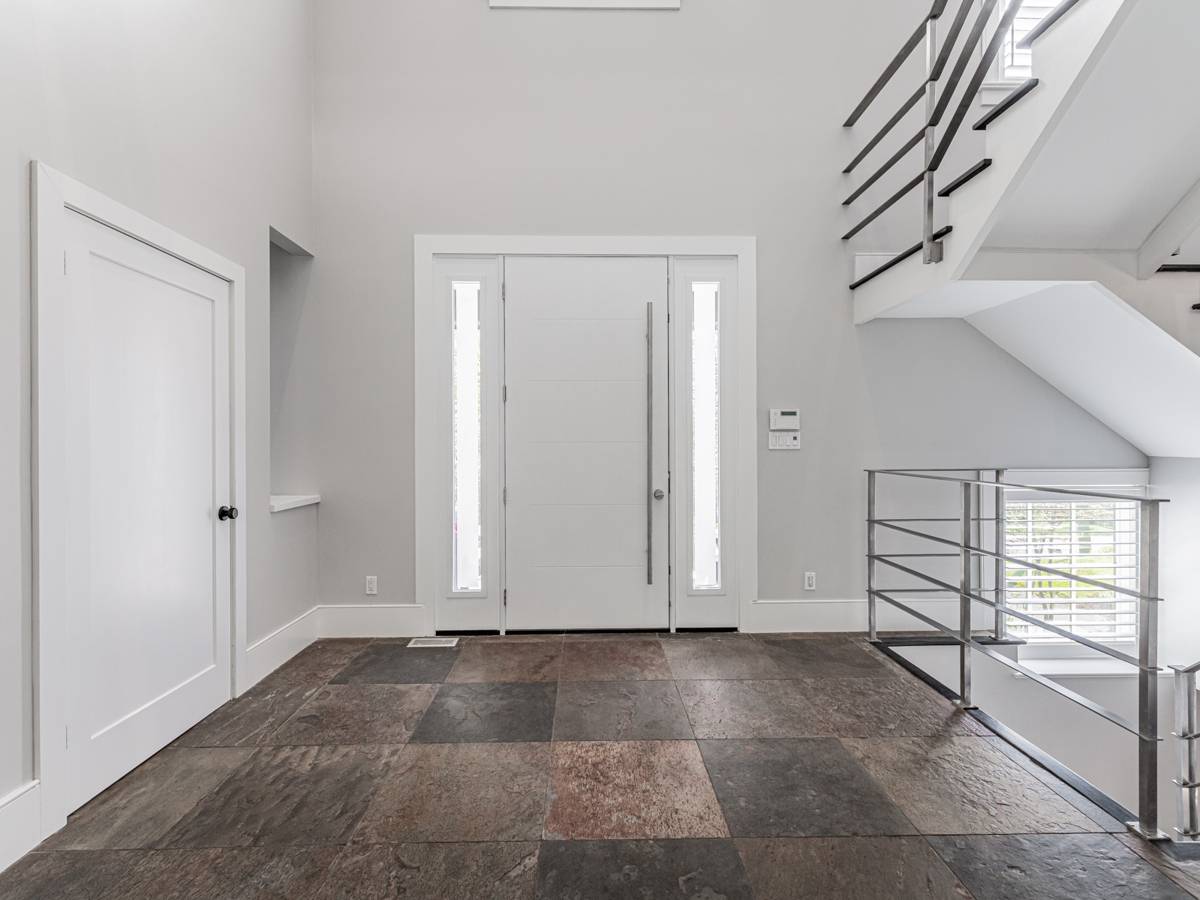 12 Windy Ridge Dr, Toronto, ON M1M 1H5