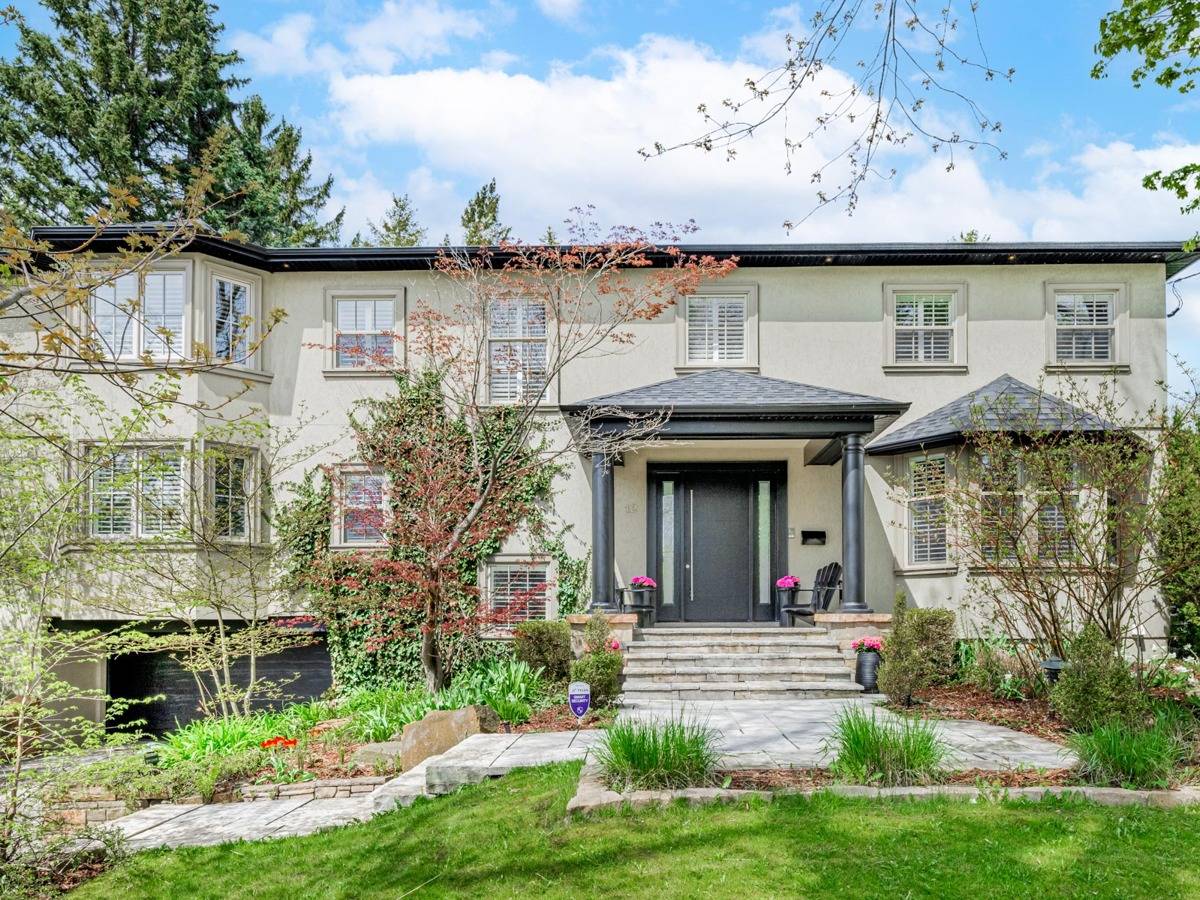 12 Windy Ridge Dr, Toronto, ON M1M 1H5