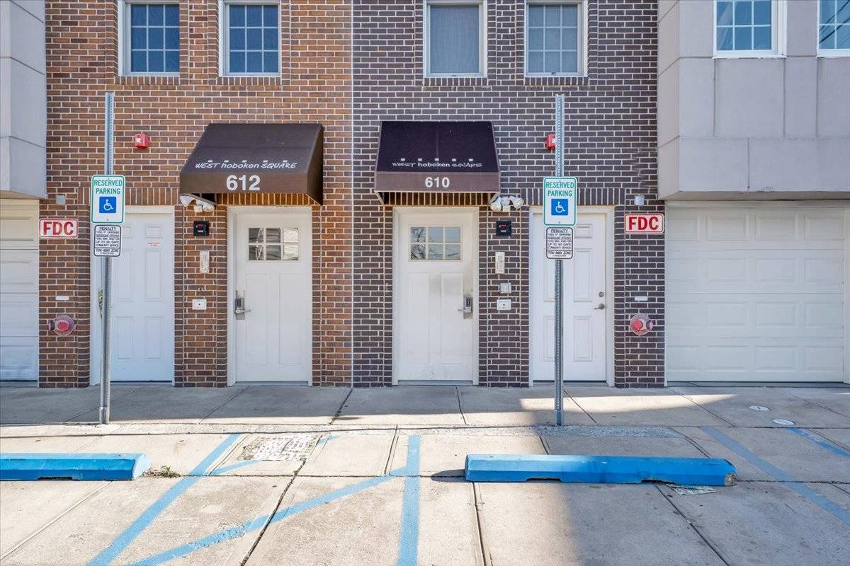Union City, NJ 07087,610 12th St