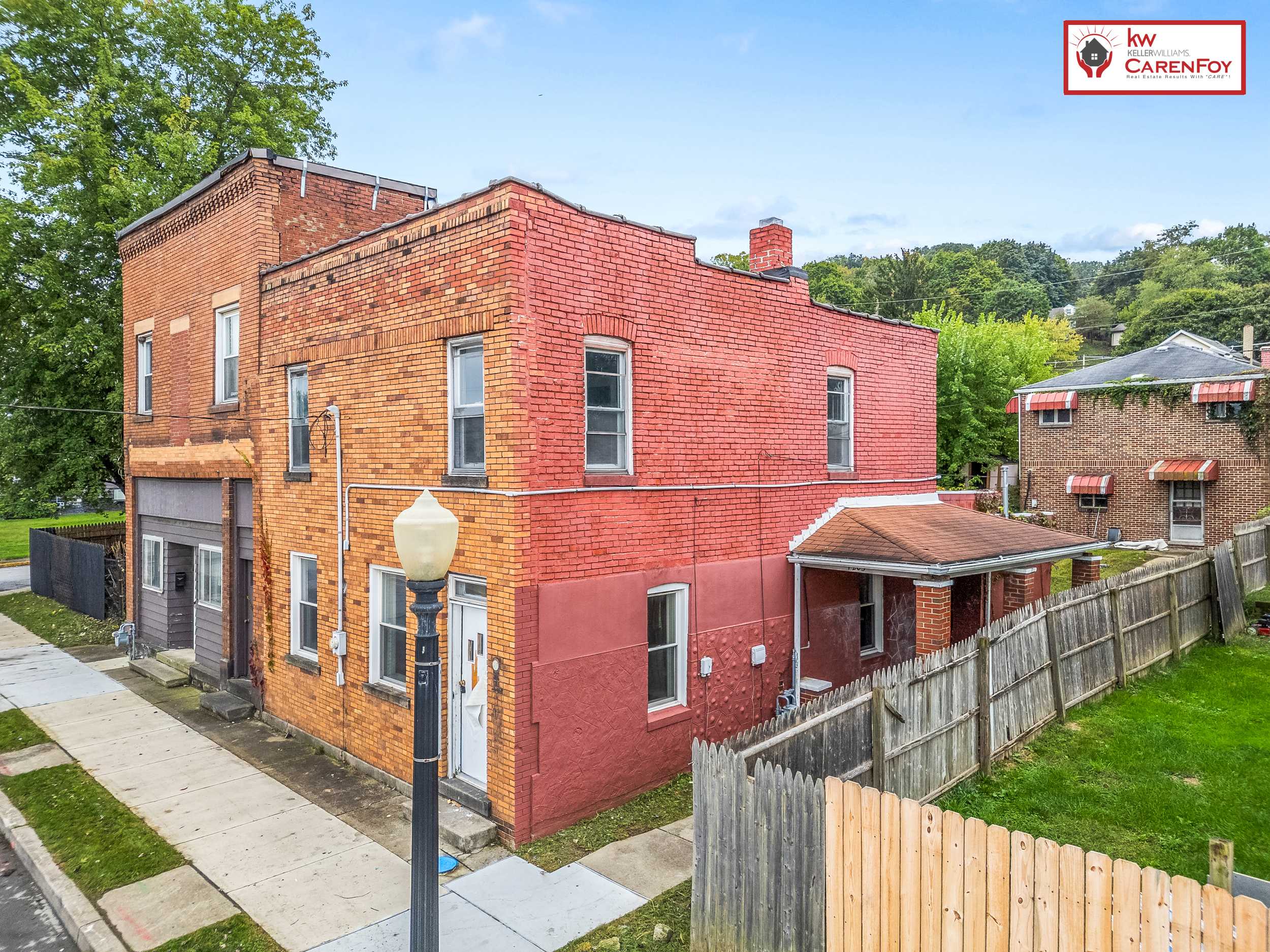 Ellwood City, PA 16117-1855,1205 Lawrence Ave