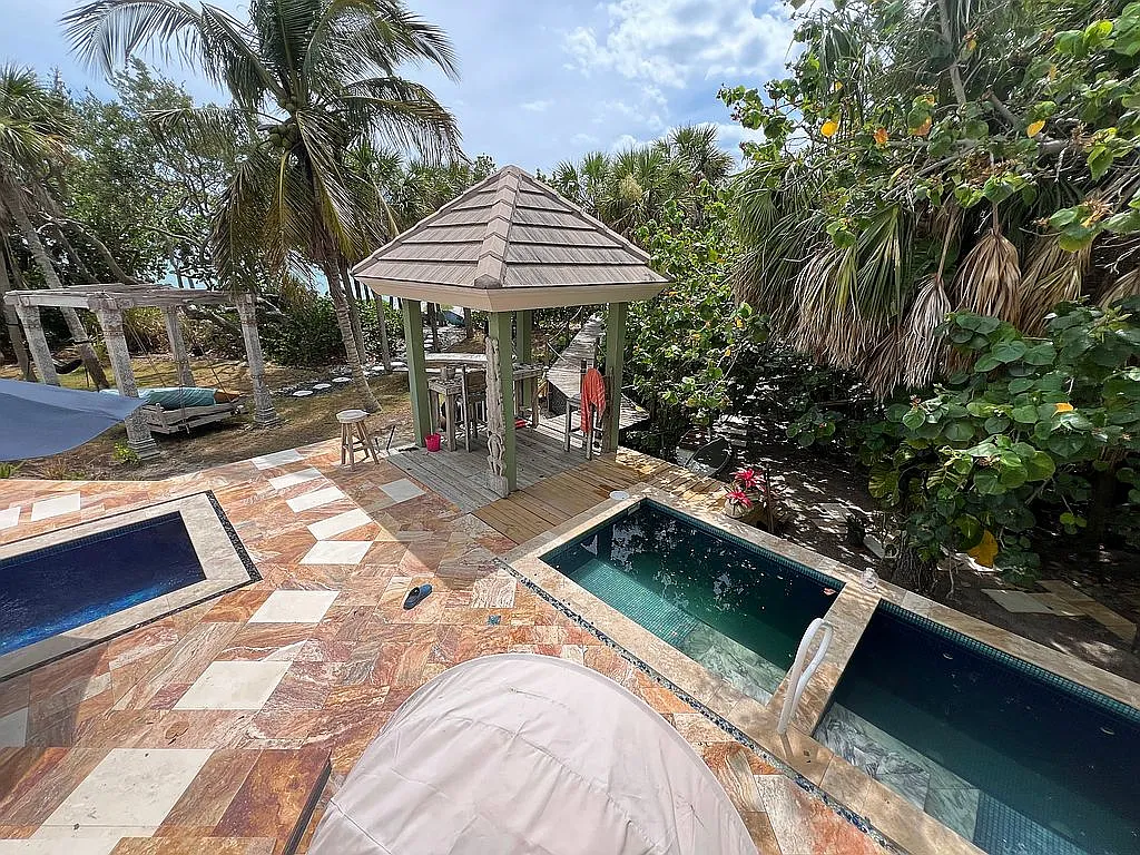 Englewood, FL 34223-9252,6060 Manasota Key Rd