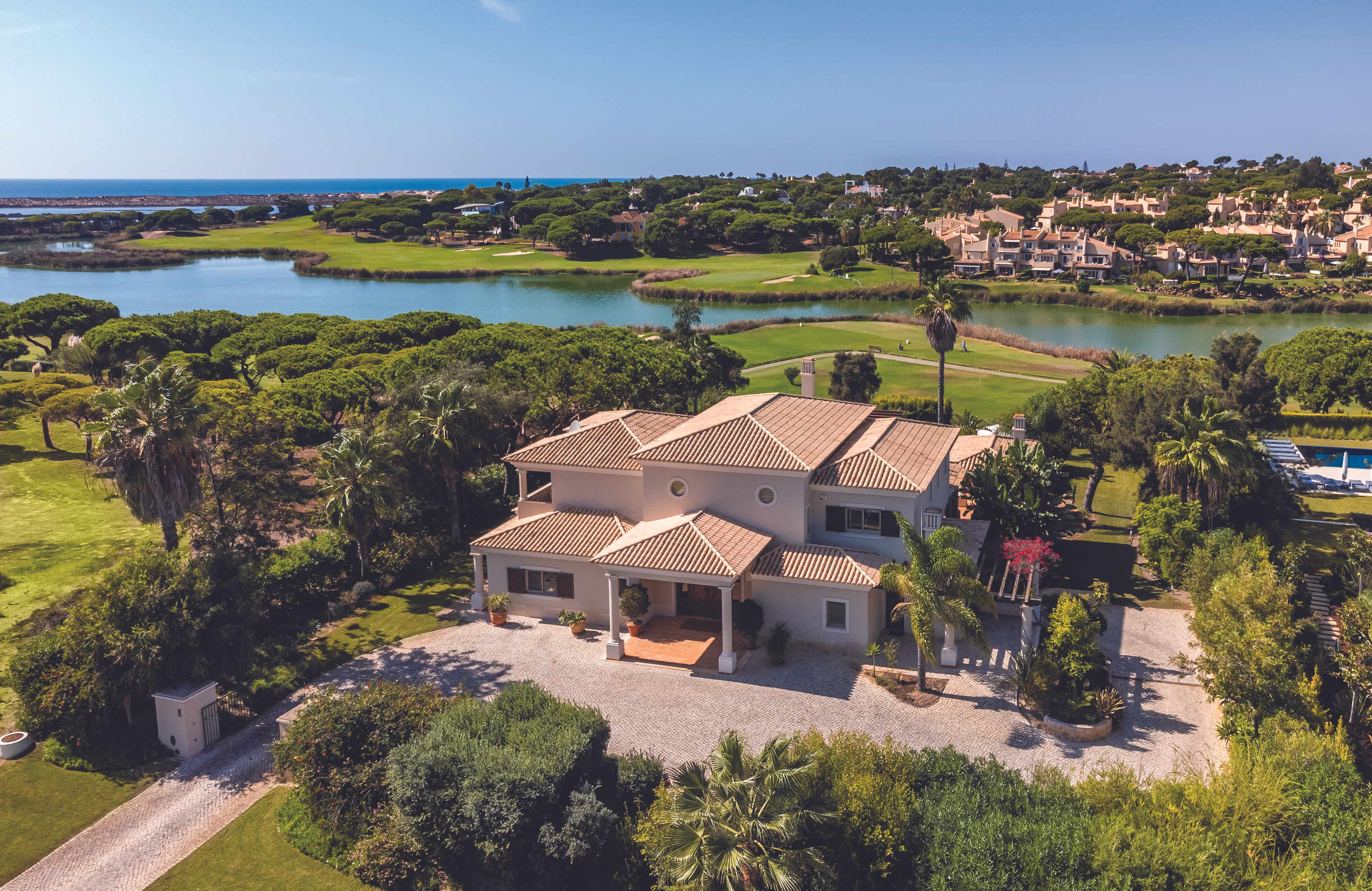 Portugal,,Beautiful Villa Boardering a Golf Course in Quinta do Lago Algarve #QPSA/POR