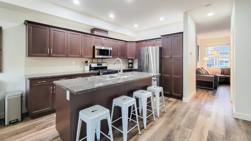 Langley Twp, BC V2Y 0H1,20831 70 Ave #45