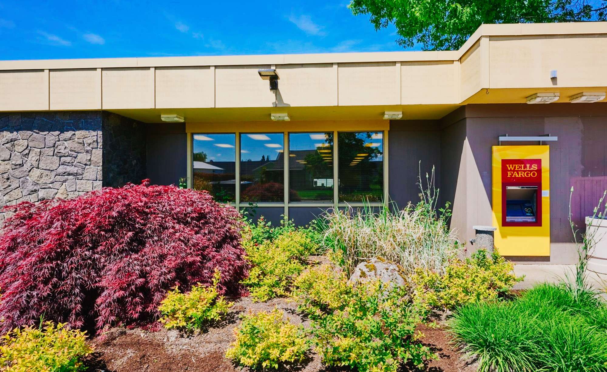 200 Center Avenue, Molalla, OR 97038