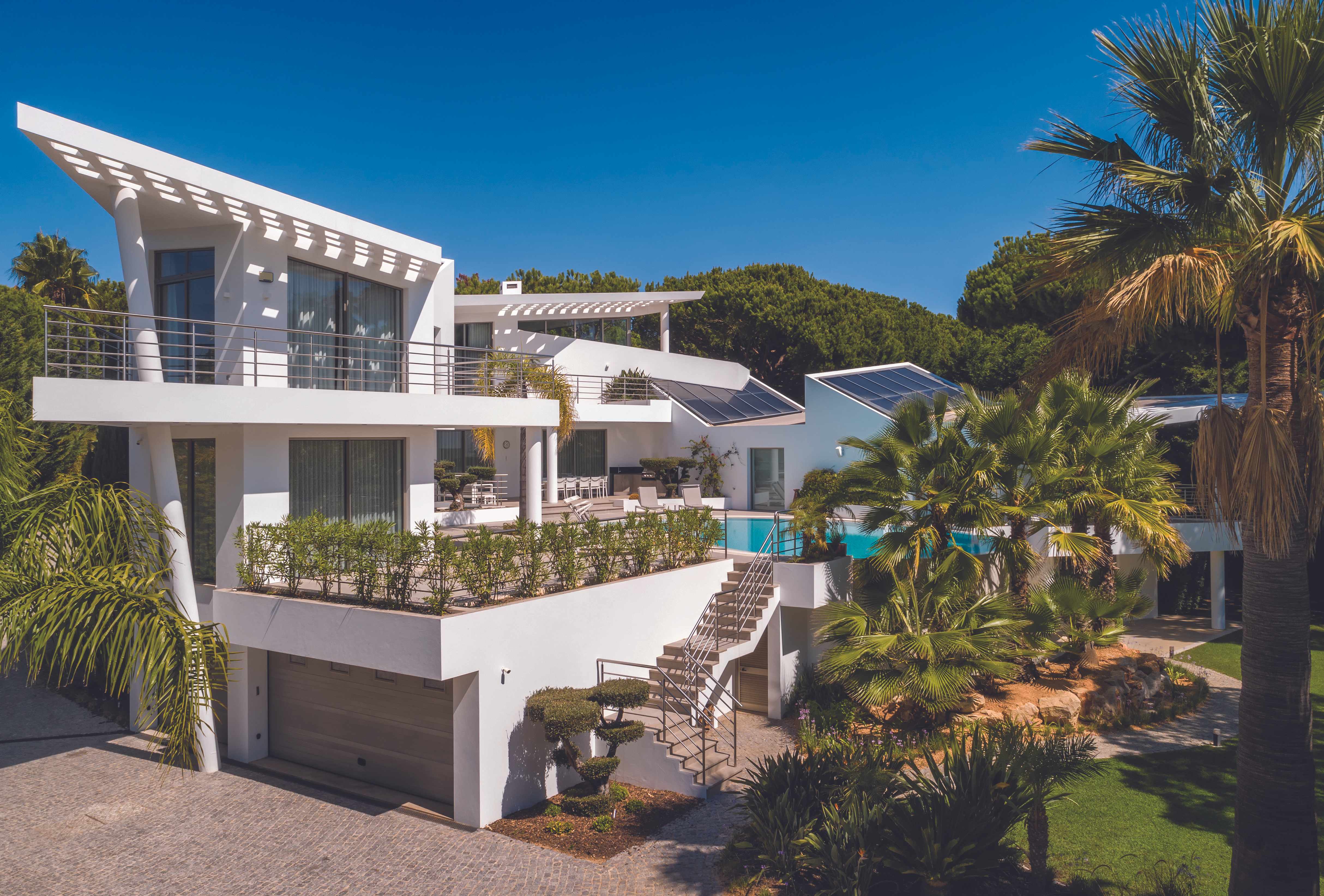 Unique Contemporary Villa Overlooking a Golf Course in Quinta do Lago Algarve #QPSAV/POR, Portugal,