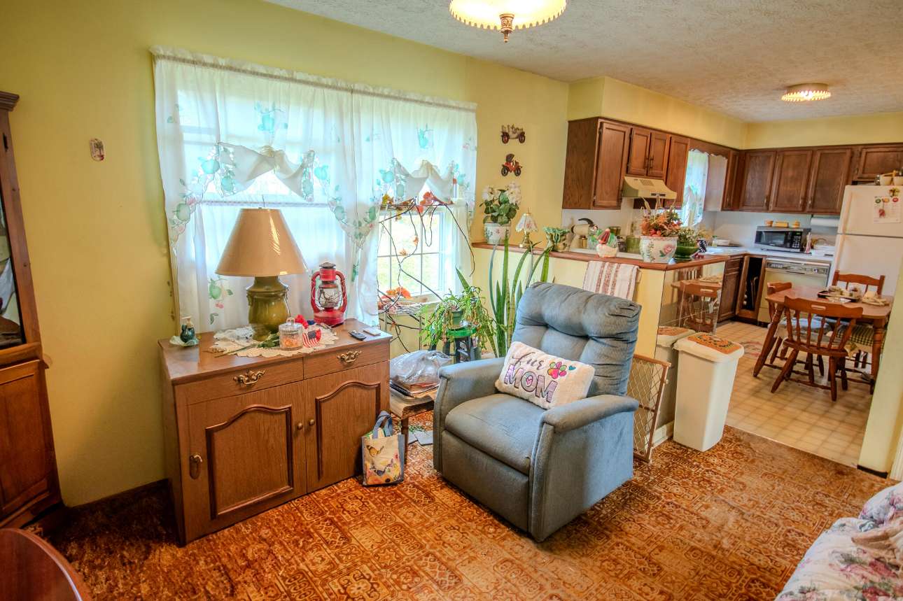 3920 Ky Highway 1194, Stanford, KY 40484-8237