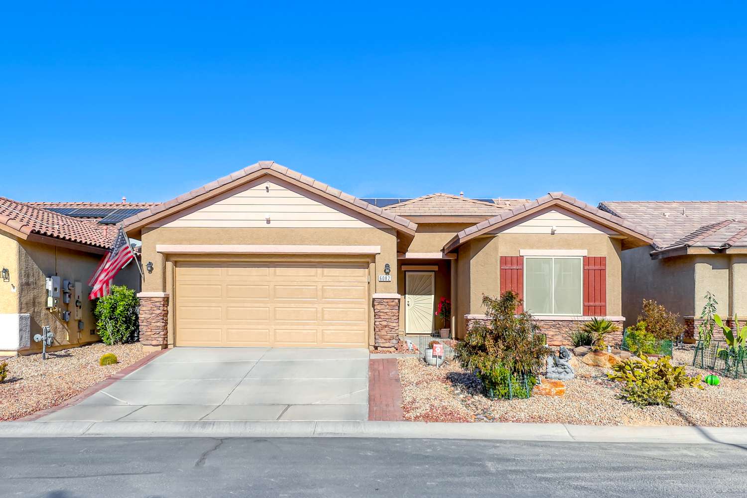 Las Vegas, NV 89122,6082 Canter Glen Ave