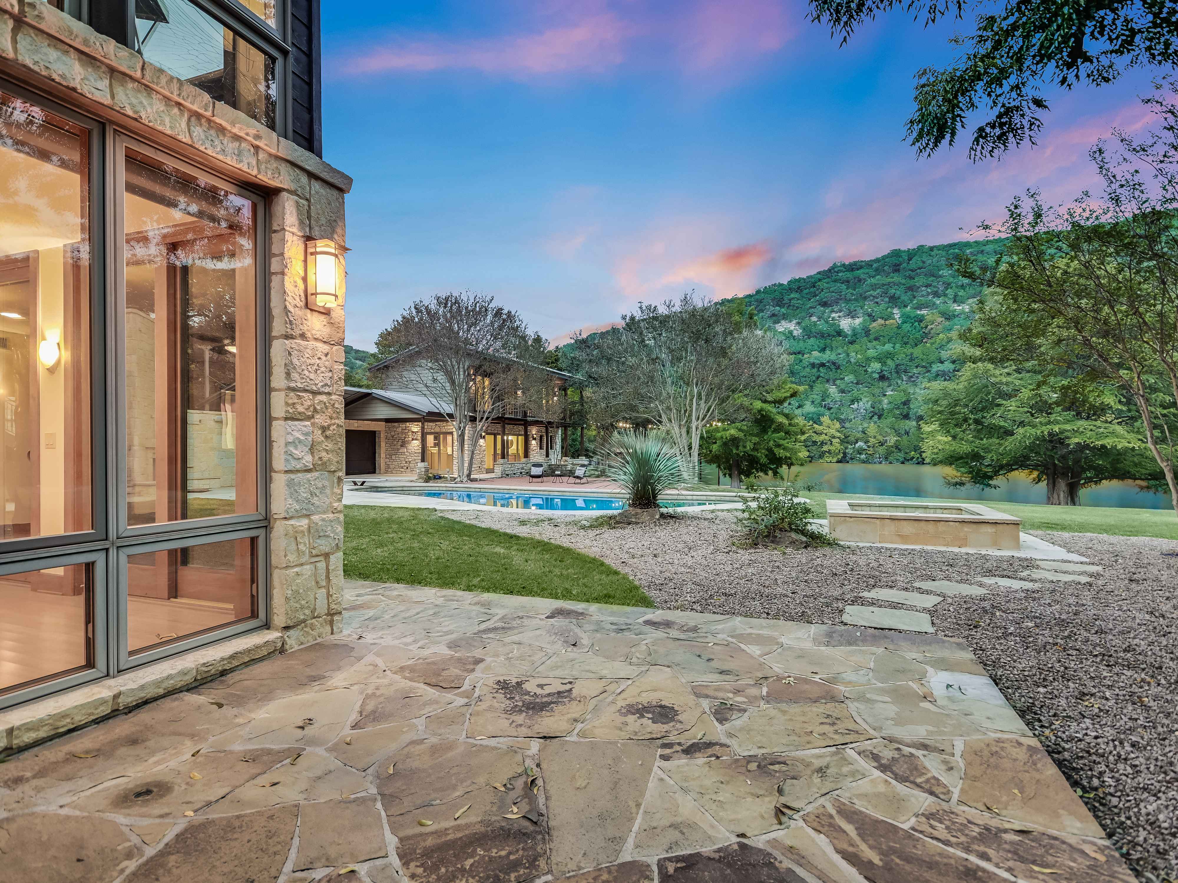 2908 Oestrick Ln, Austin, TX 78733