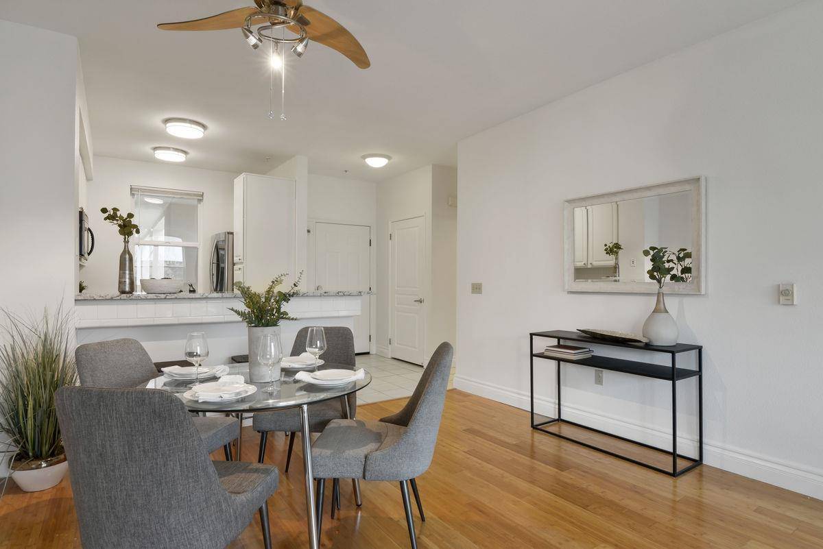 San Francisco, CA 94134-3358,1 Crescent Way #1104